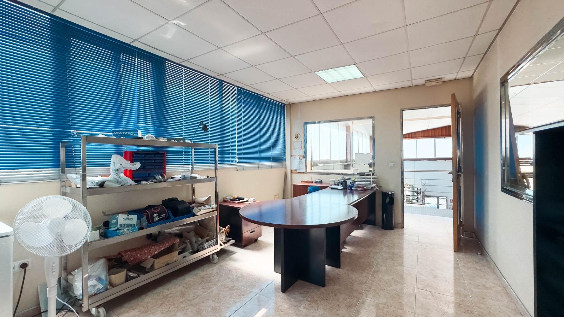 Naves-Venta-Finestrat-1978420-Foto-11