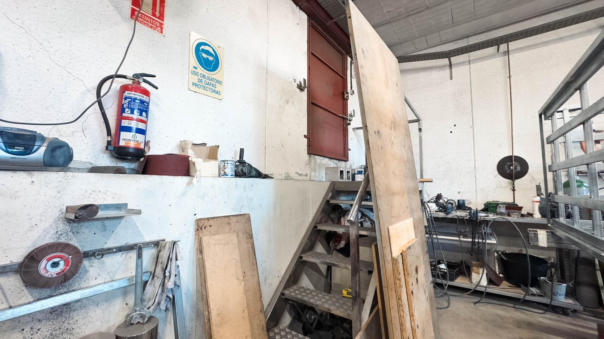 Naves-Venta-Finestrat-1978420-Foto-14