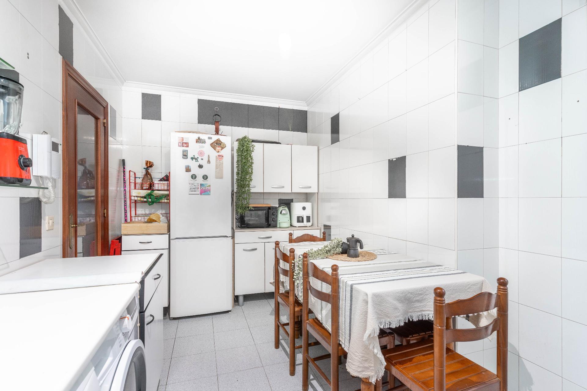 Pisos-Venta-Oviedo-1935631-Foto-14