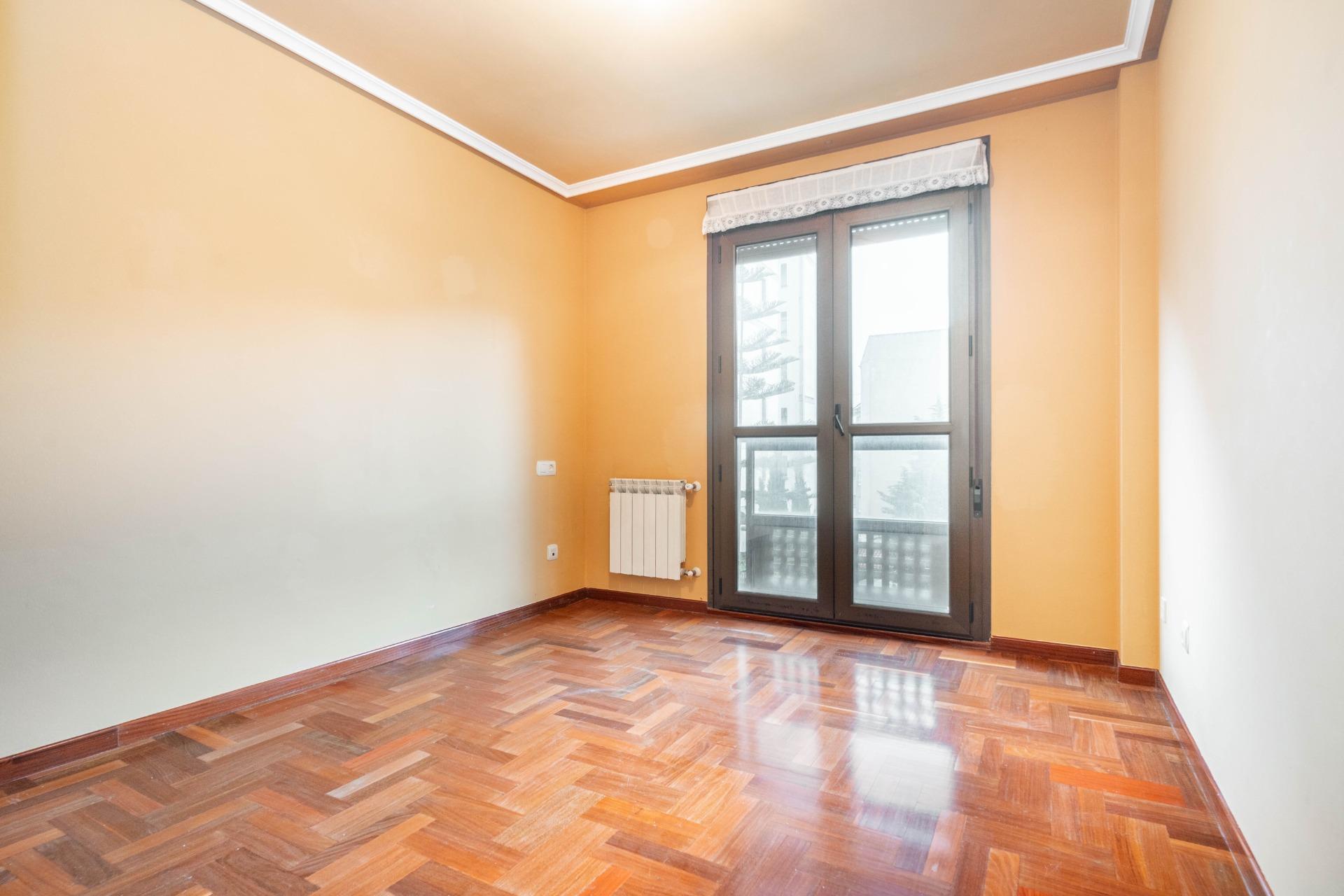 Pisos-Venta-Oviedo-1746168-Foto-10