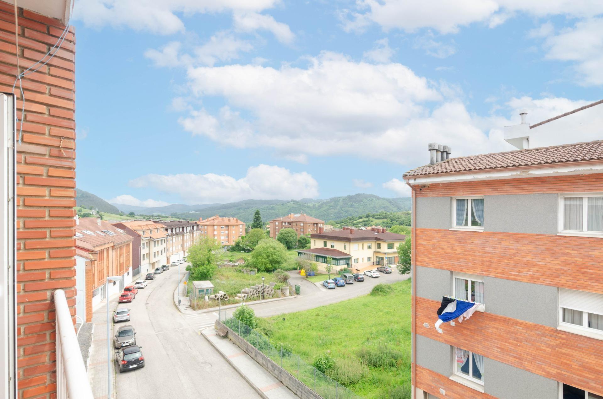 Edificios-Venta-Salas-1752213-Foto-3