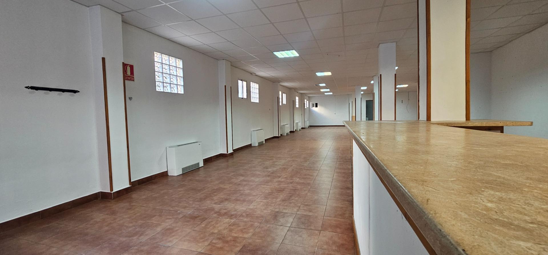 Negocios-Venta-La Almunia de Doña Godina-1884862-Foto-2