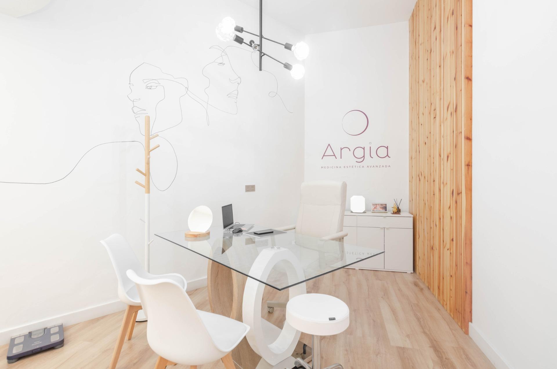 Negocios-Venta-Oviedo-1832819-Foto-12