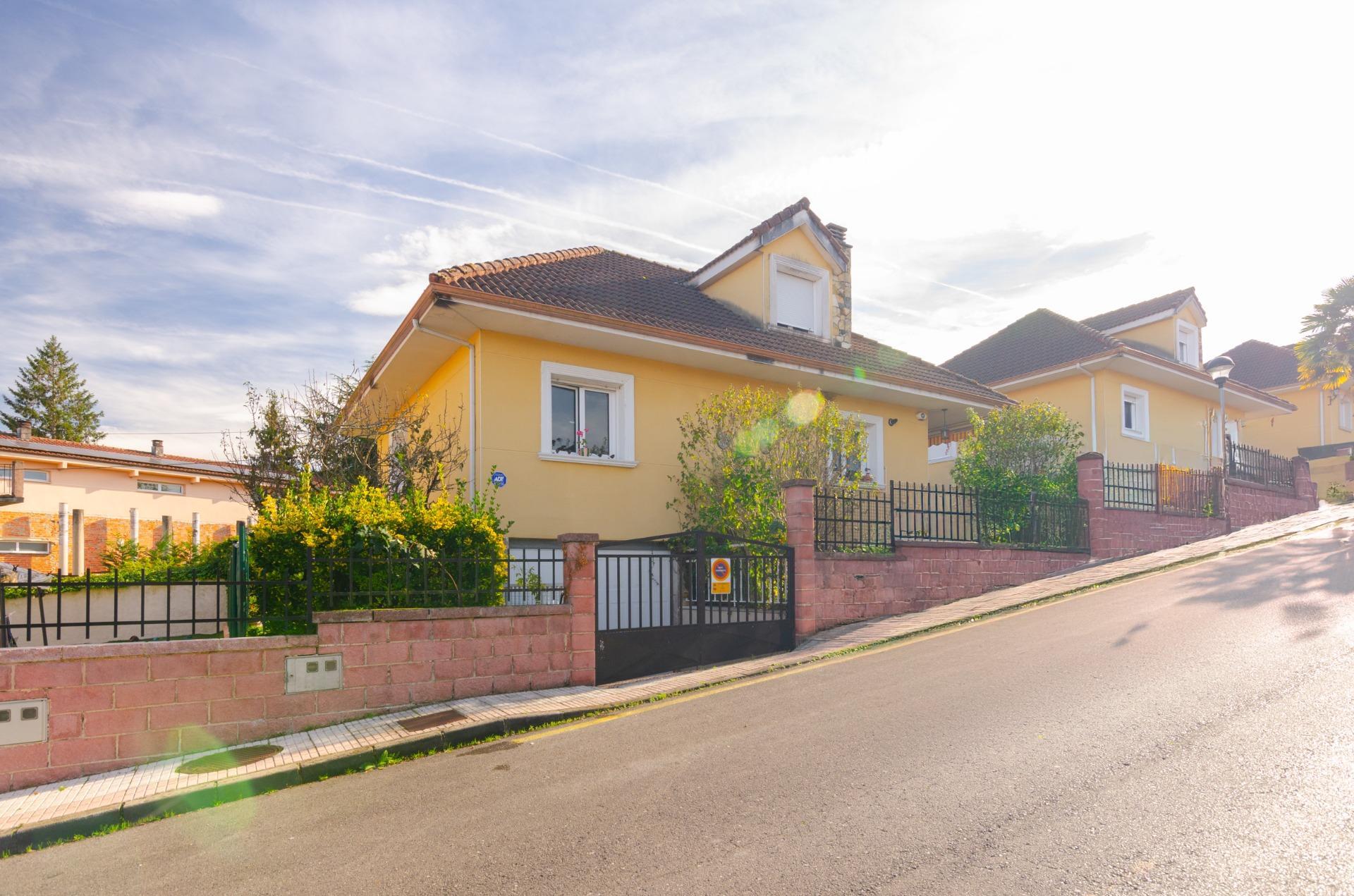 Casas o chalets-Venta-Las Navas del Marqués-1941947