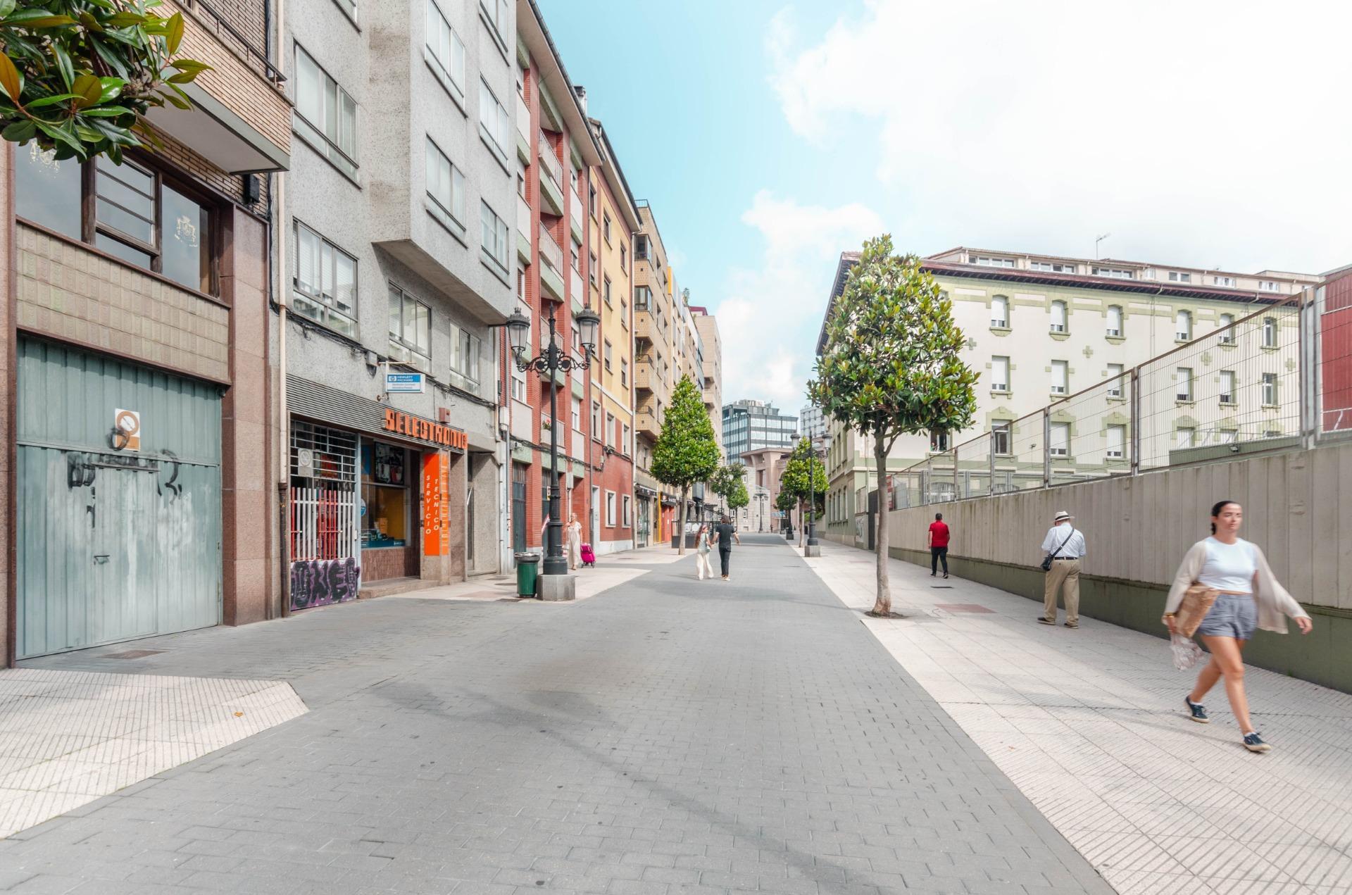 Negocios-Venta-Oviedo-1835989-Foto-27