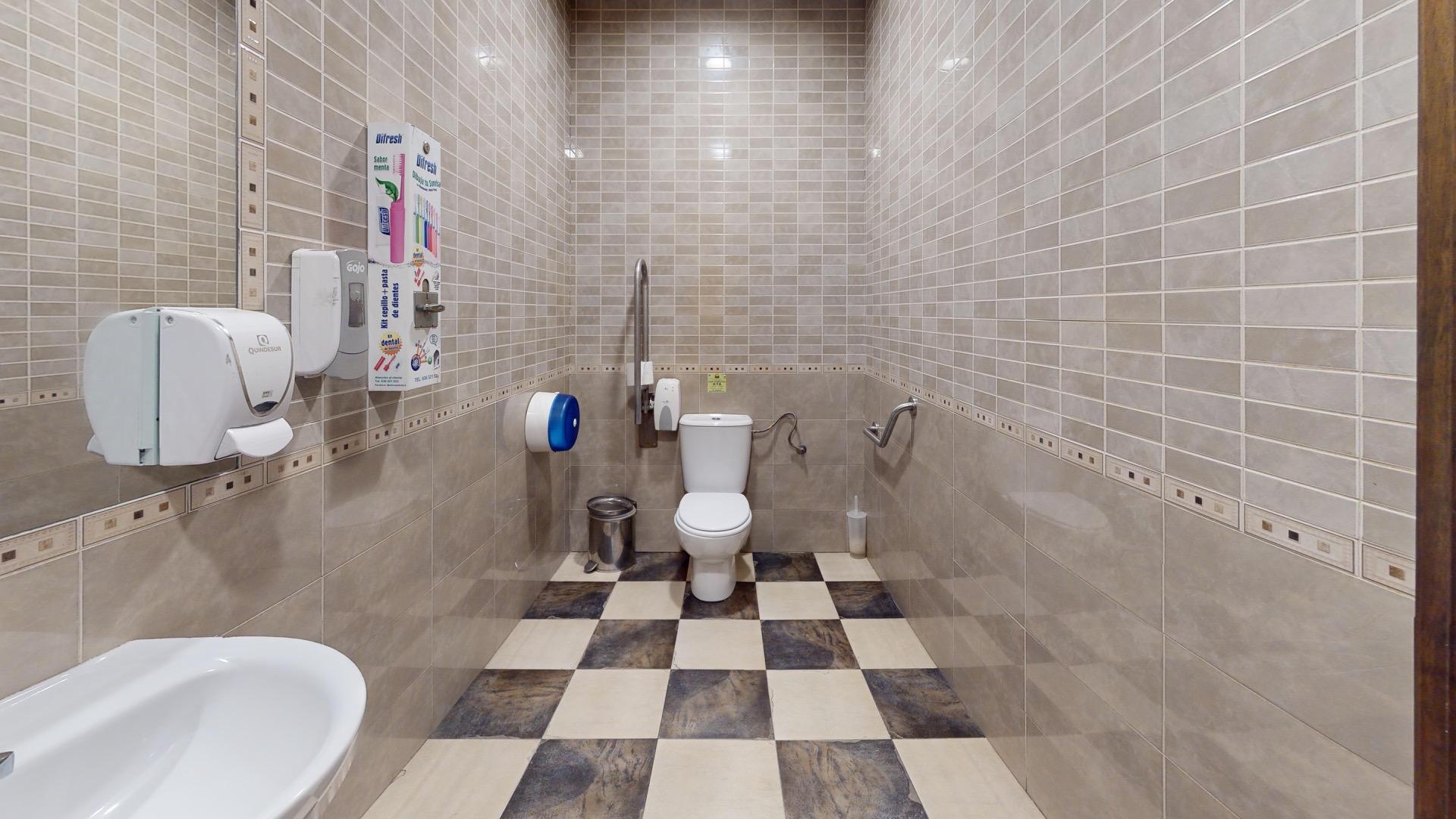 Negocios-Venta-BenalmÃ¡dena-1681663-Foto-17