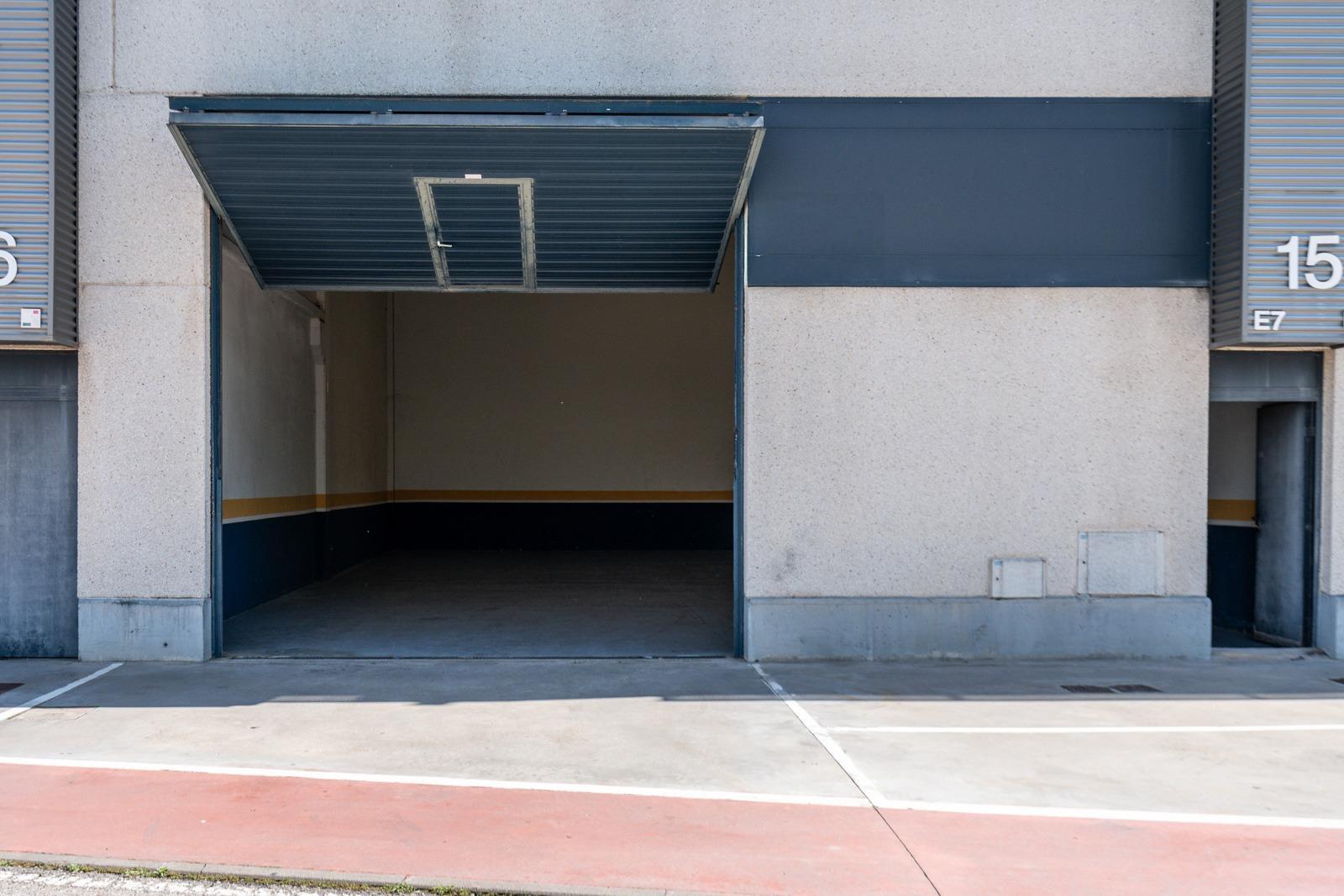 Naves-Venta-Meco-1718176-Foto-28