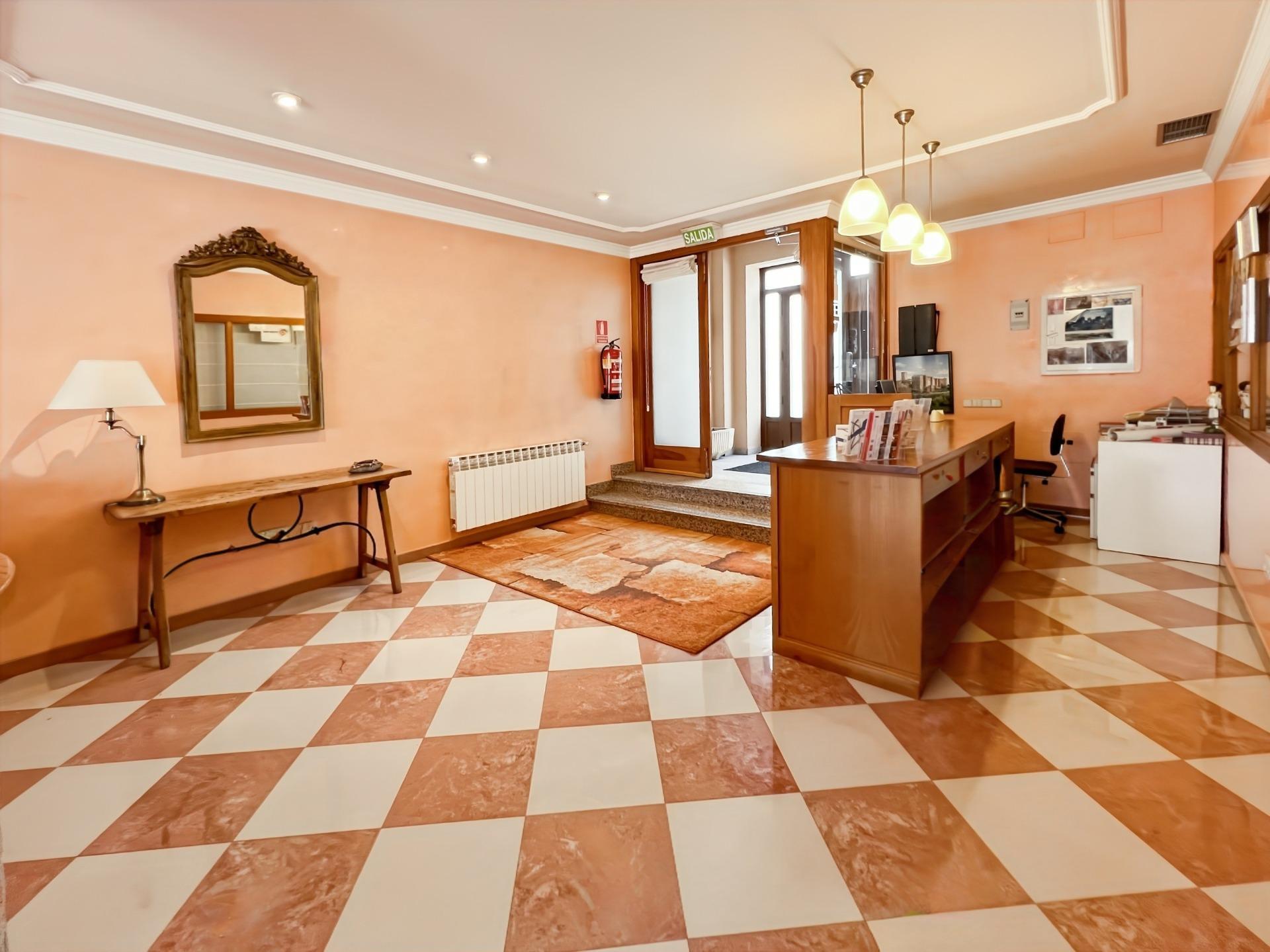 Negocios-Venta-Buitrago del Lozoya-1942870-Foto-3