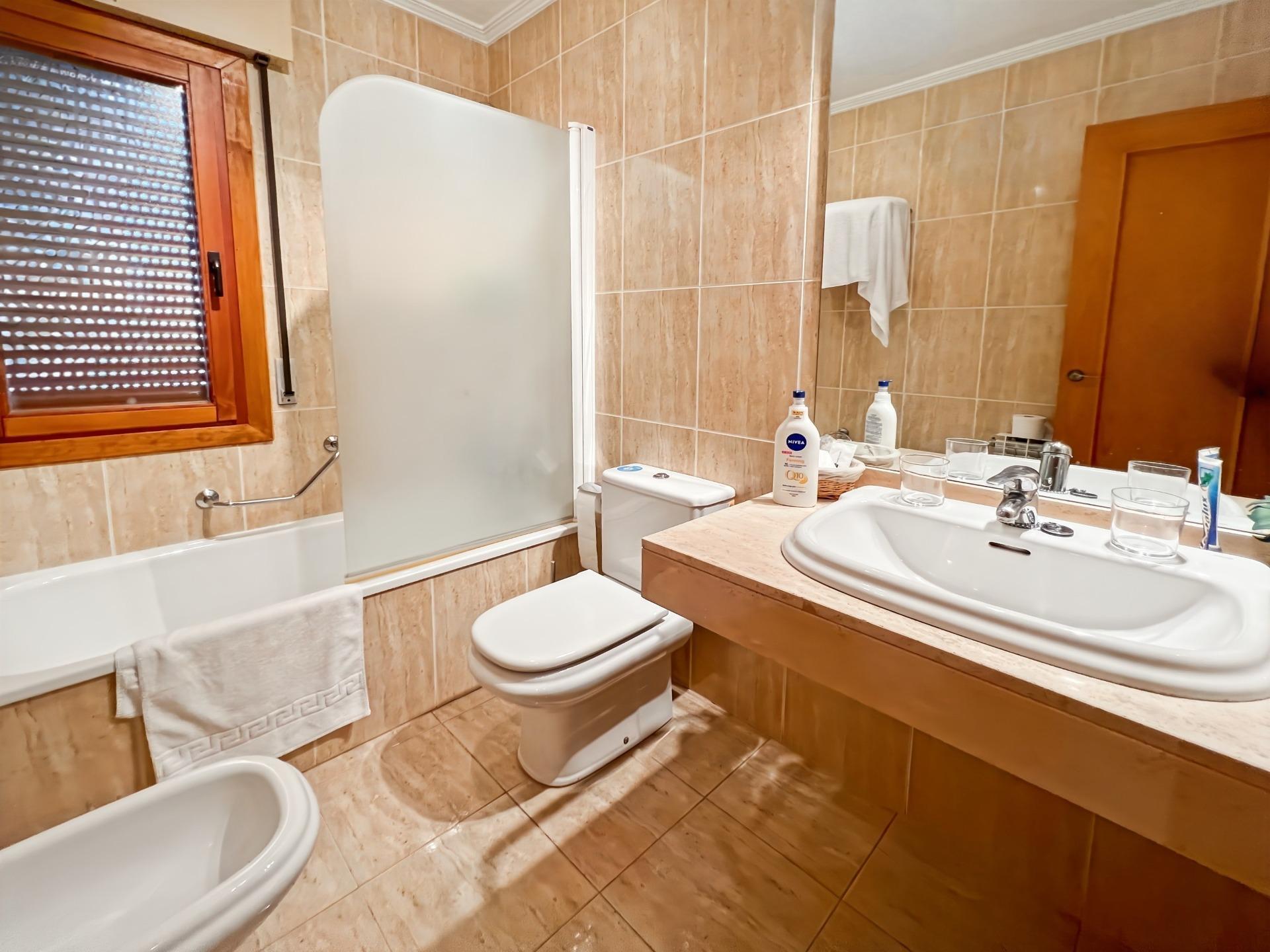 Negocios-Venta-Buitrago del Lozoya-1942870-Foto-30