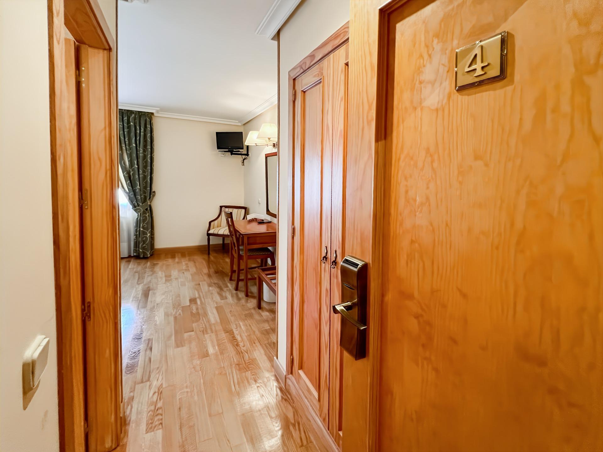 Negocios-Venta-Buitrago del Lozoya-1942870-Foto-33