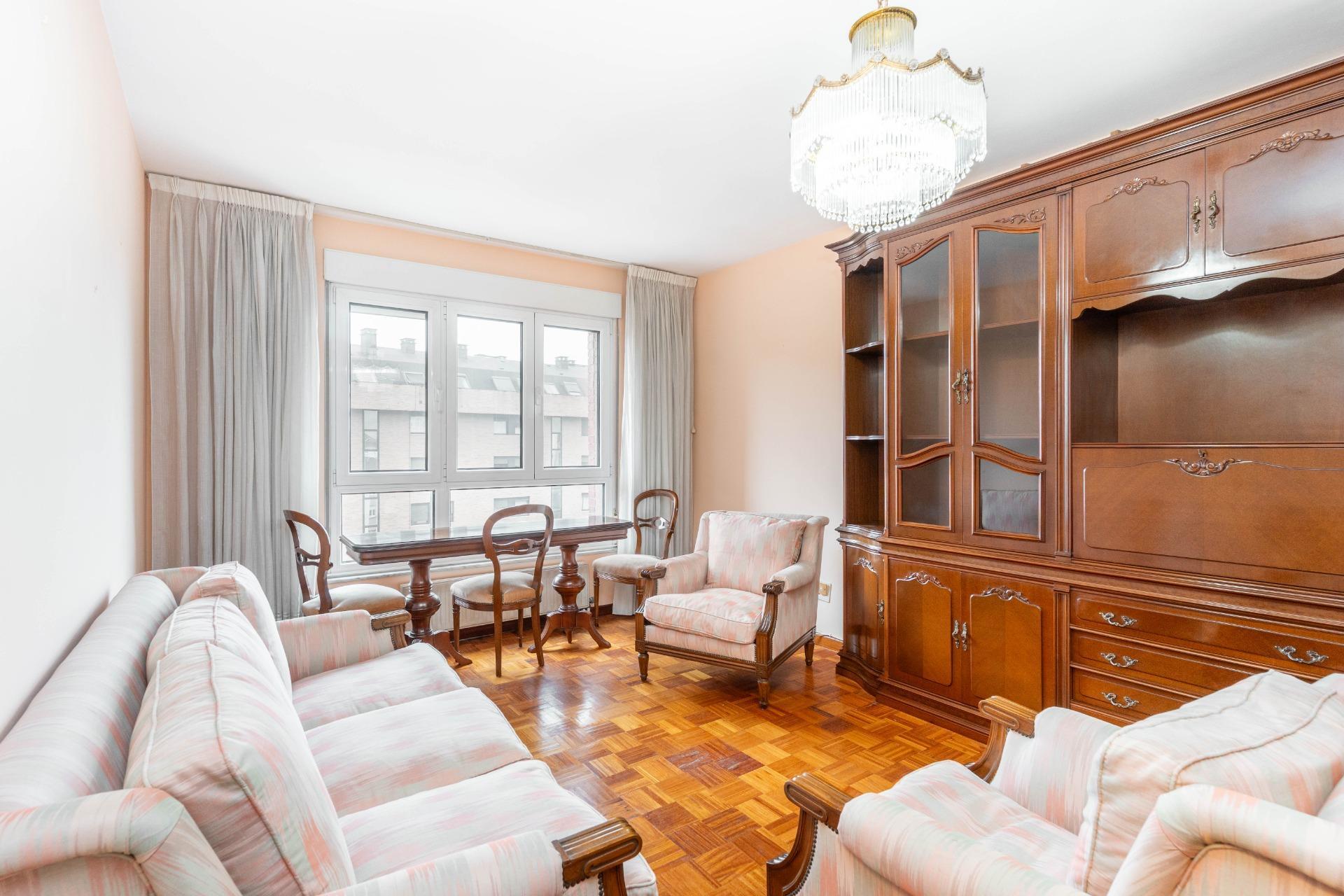 Pisos-Venta-Oviedo-1835350-Foto-9