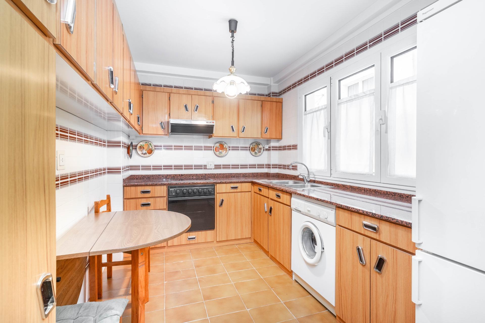 Pisos-Venta-Oviedo-1835350-Foto-12