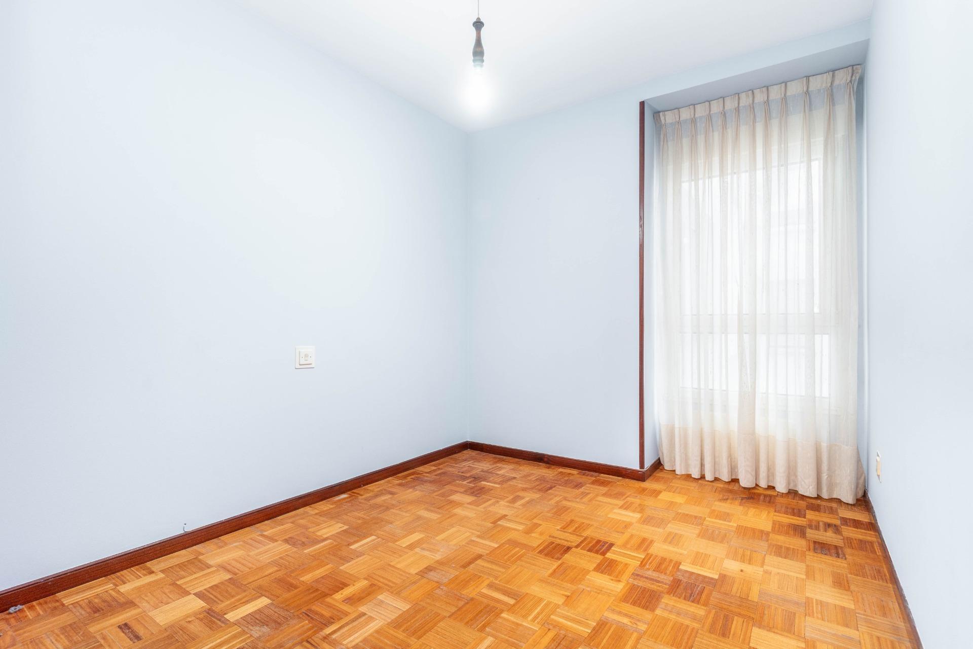 Pisos-Venta-Oviedo-1835350-Foto-23