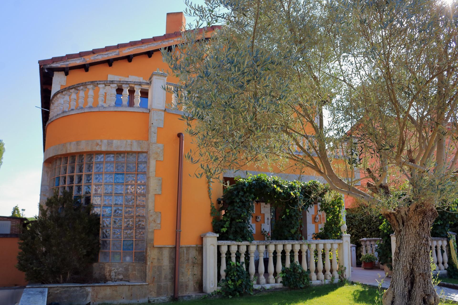 Casas o chalets-Venta-Aldeamayor de San MartÃ­n-1943197-Foto-2