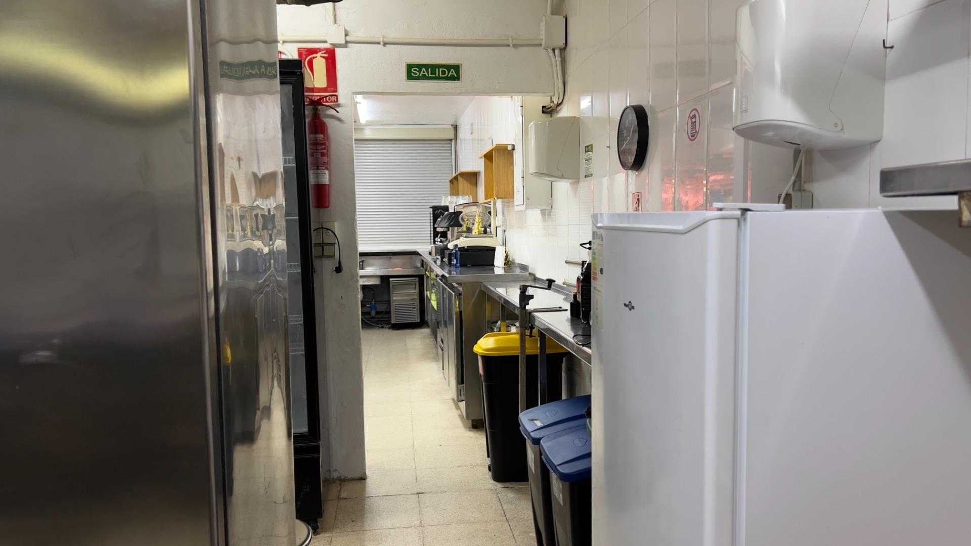 Negocios-Alquiler-Alicante-1901130-Foto-6