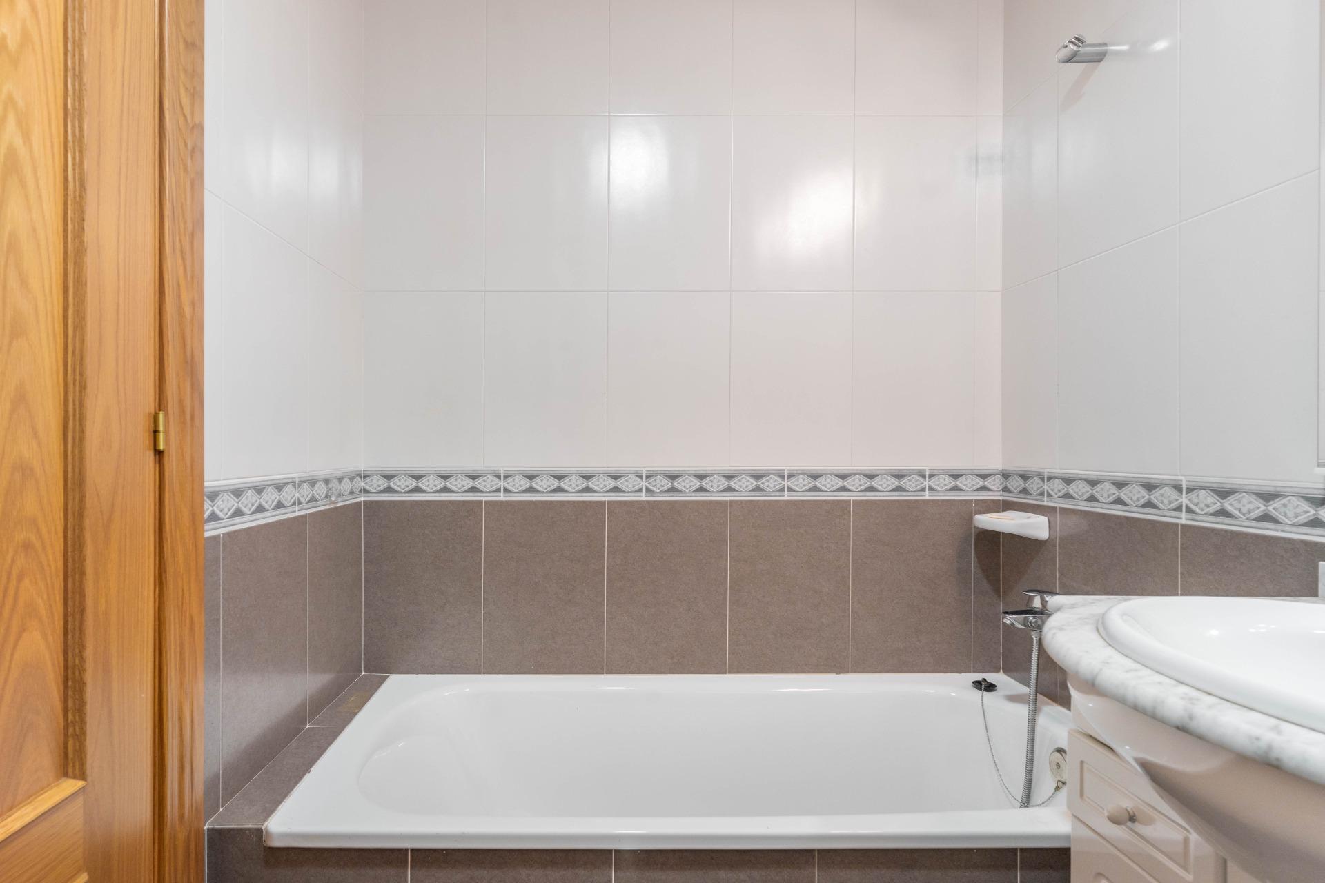 Pisos-Venta-Aller-1754202-Foto-16