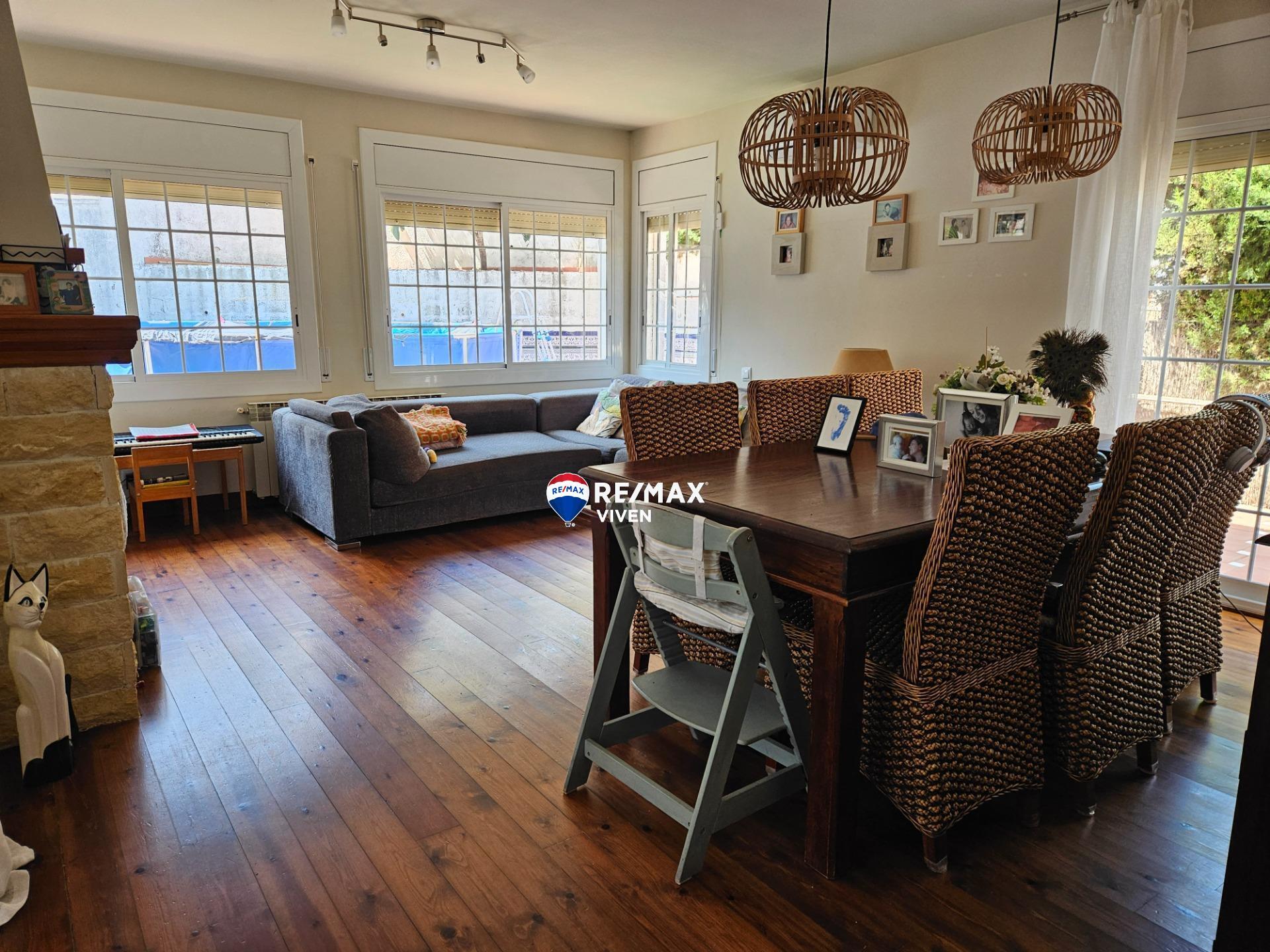 Casas o chalets-Venta-Cubelles-1750642-Foto-2