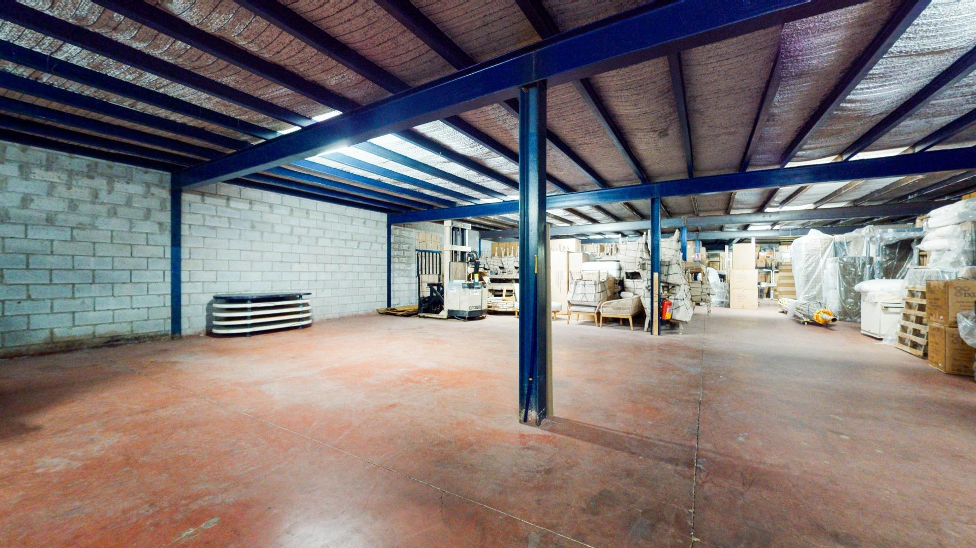 Naves-Venta-VÃ©lez-MÃ¡laga-1524088-Foto-13