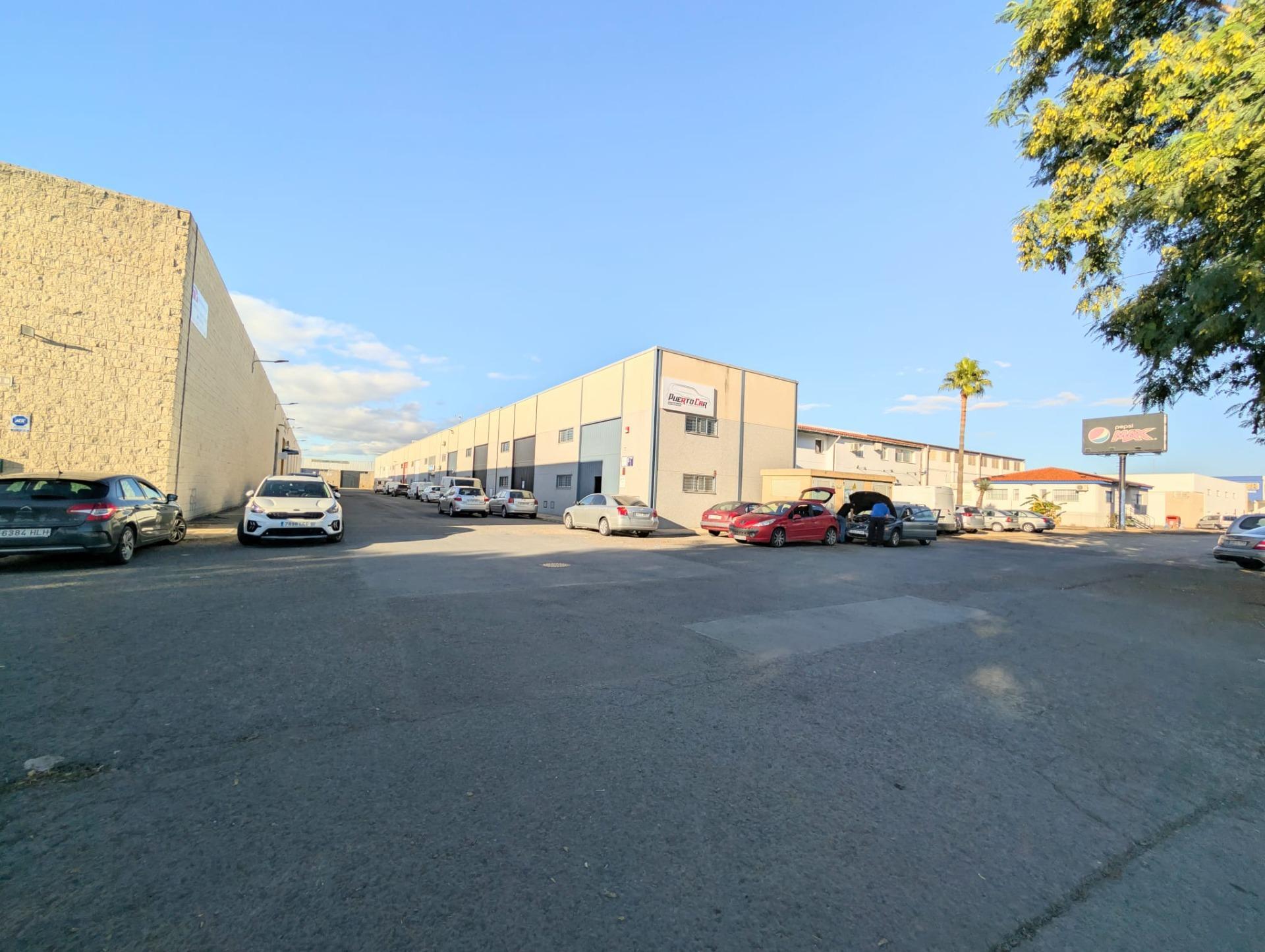 Naves-Venta-San Juan del Puerto-1973642-Foto-4