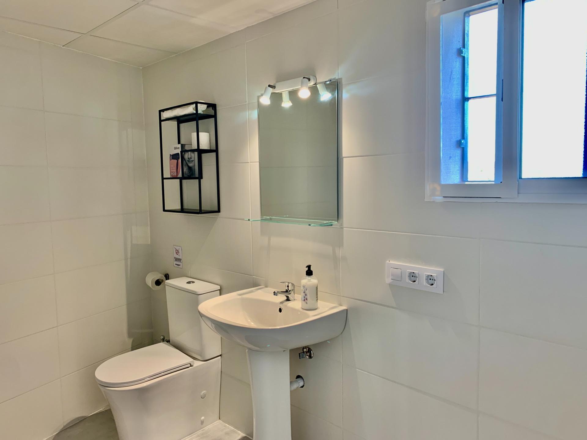 Edificios-Venta-Villanueva del RÃ­o y Minas-1974112-Foto-53