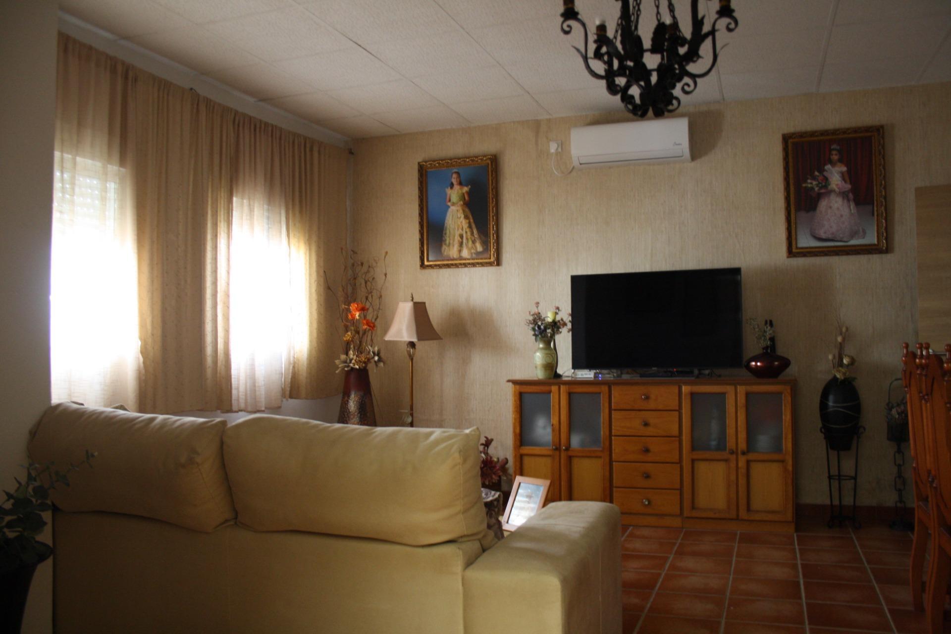 Villa in Carrion de los Cespedes