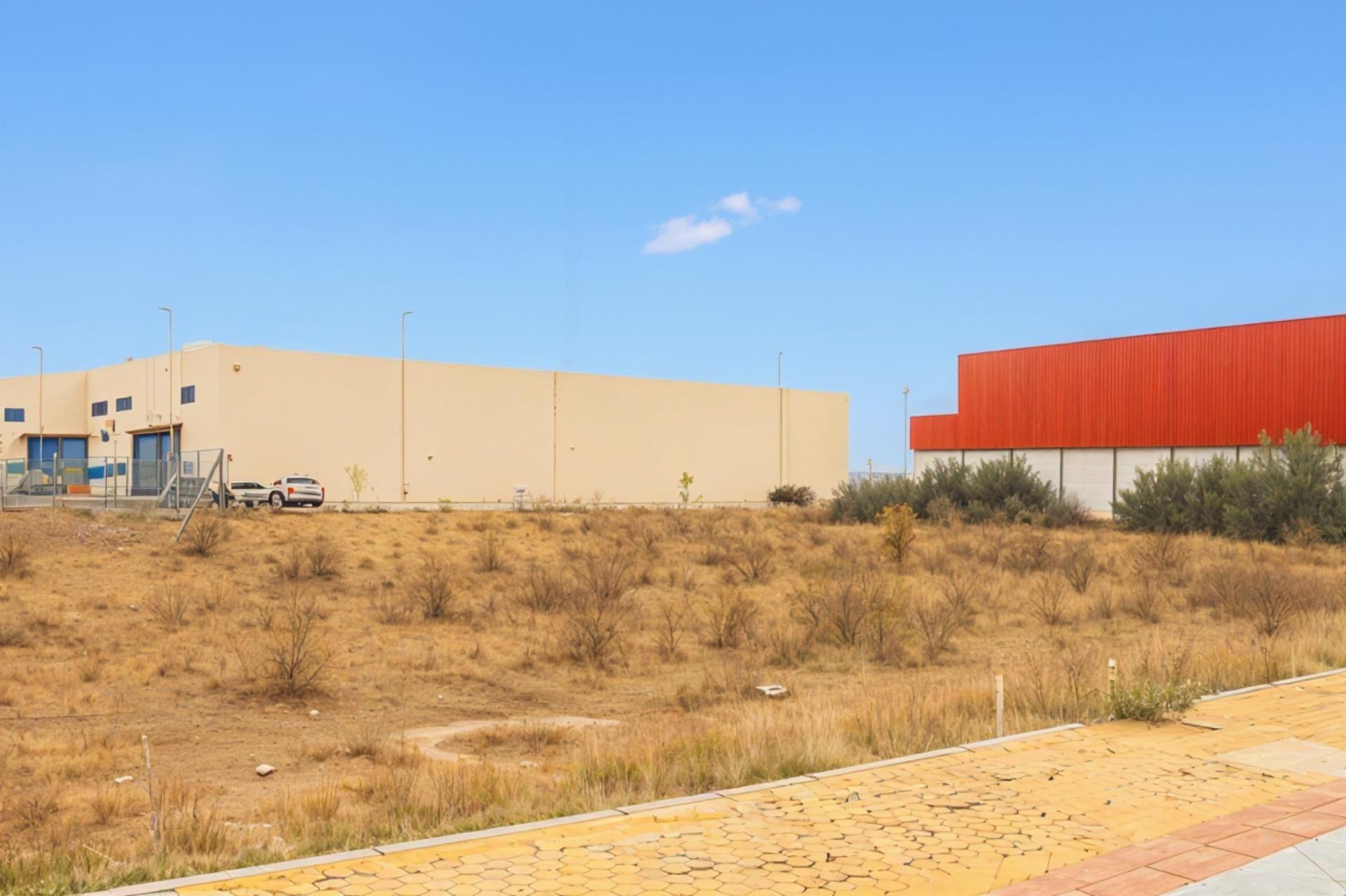 Naves-Venta-AlcalÃ¡ de GuadaÃ­ra-1974905-Foto-21