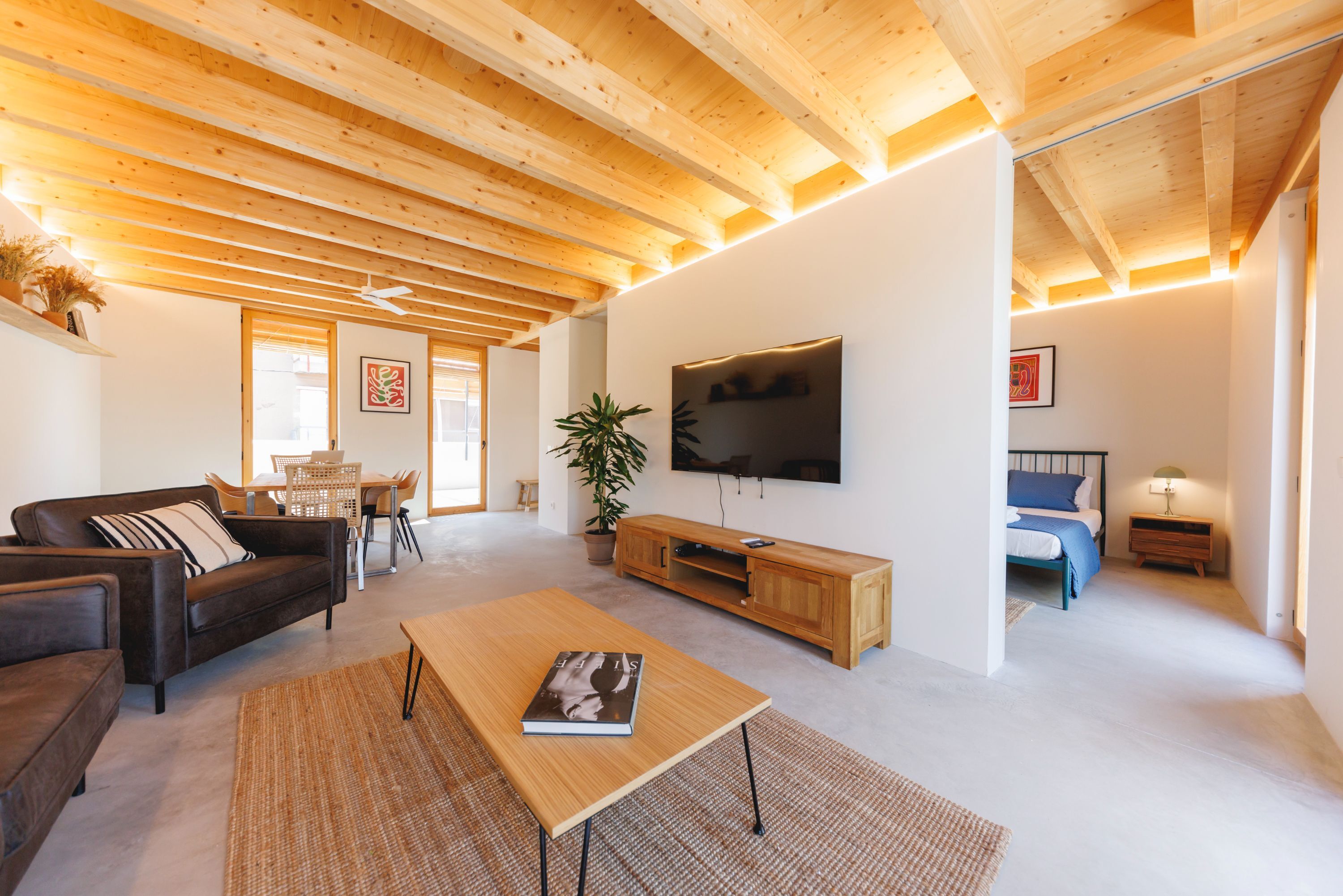 Casa moderna en el centro de Girona