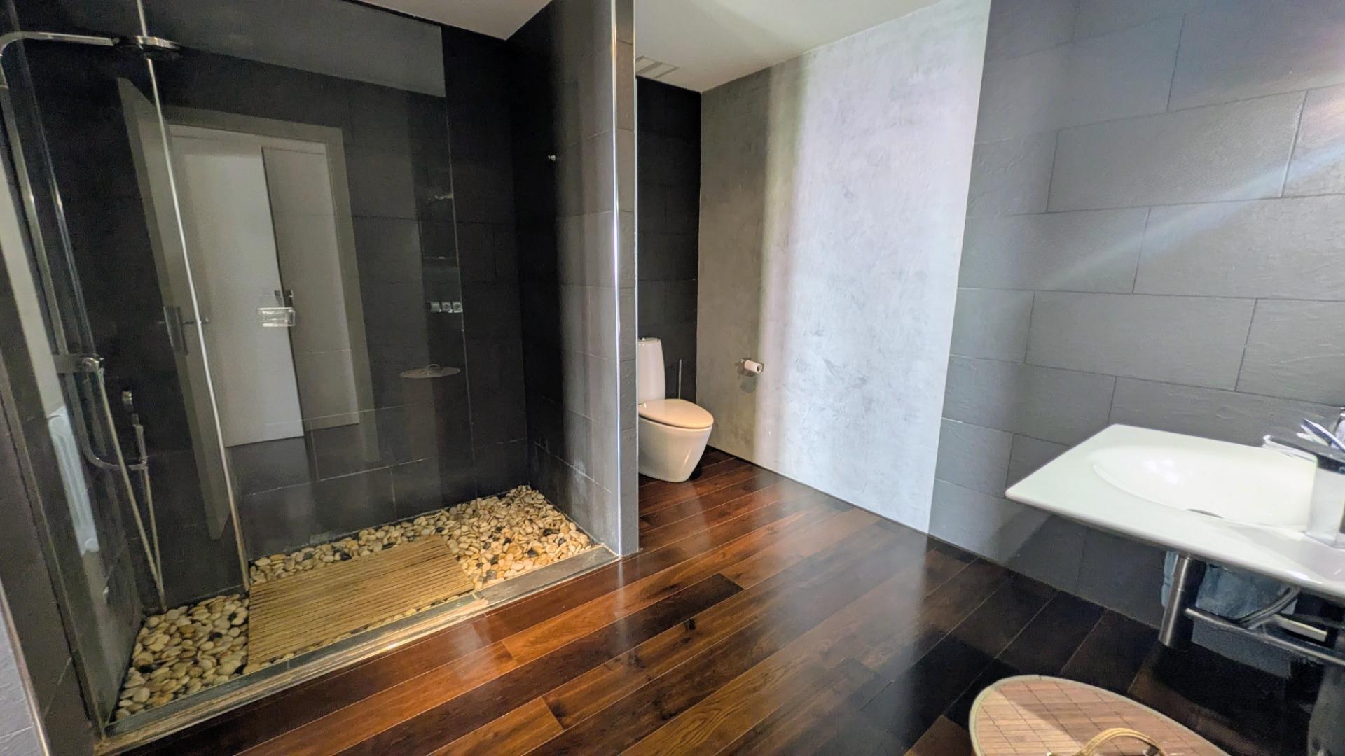 Pisos-Venta-AlarÃ³-1839336-Foto-12