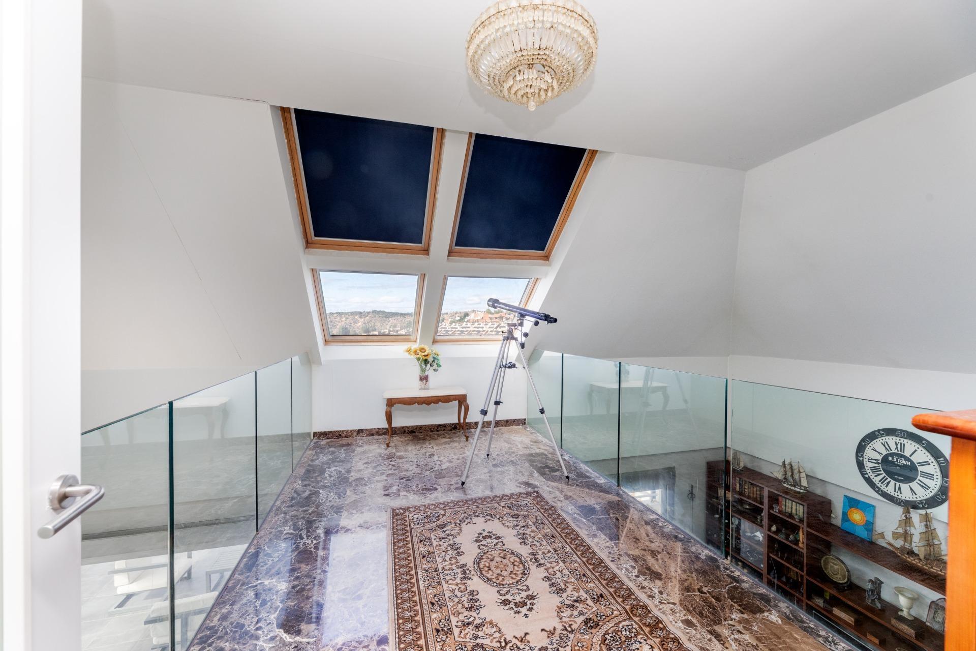 EXCLUSIVO CHALET DE LUJO EN TORRELODONES