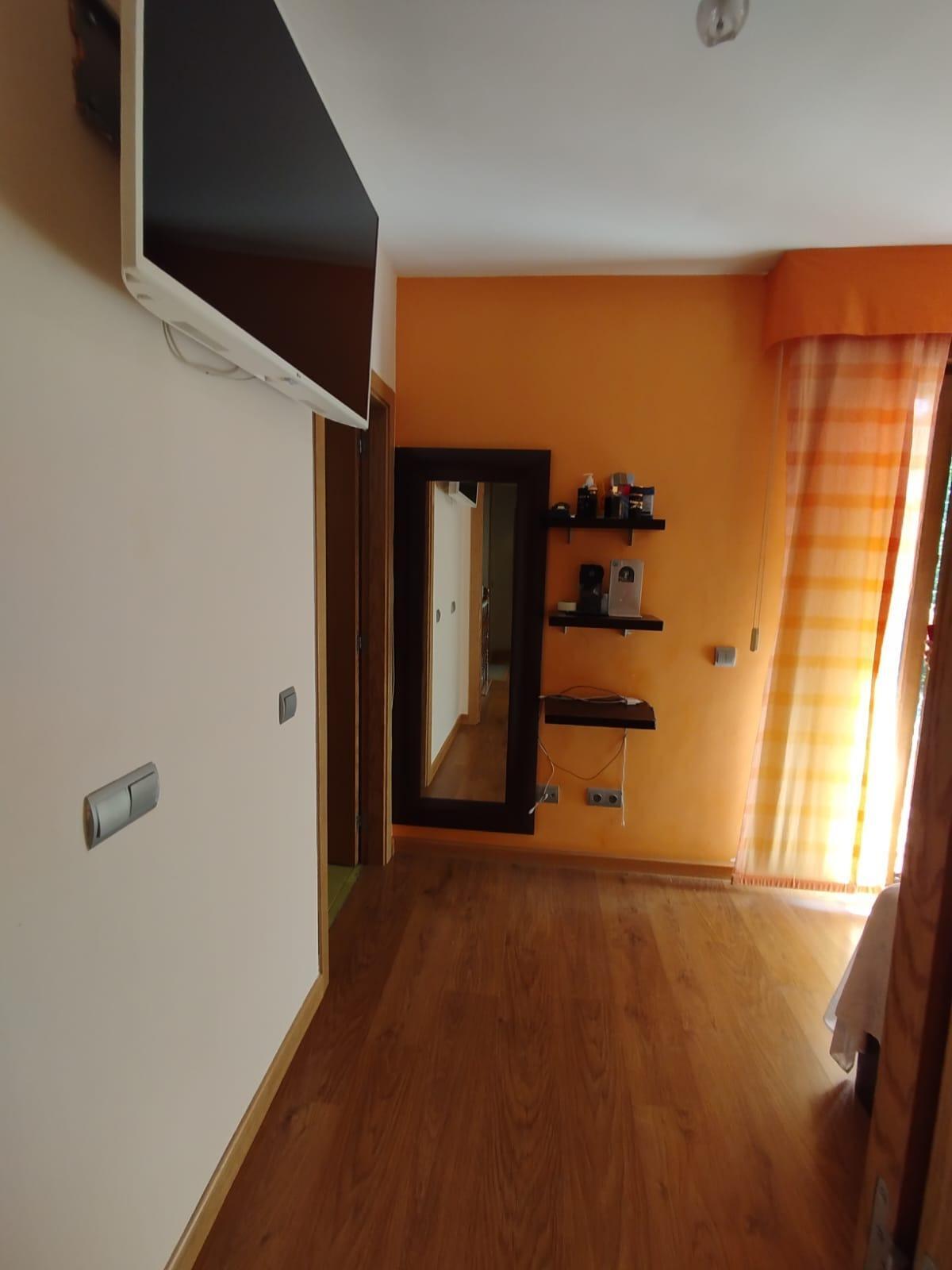 ¡OPORTUNIDAD CHALET ADOSADO EN TITULCIA!