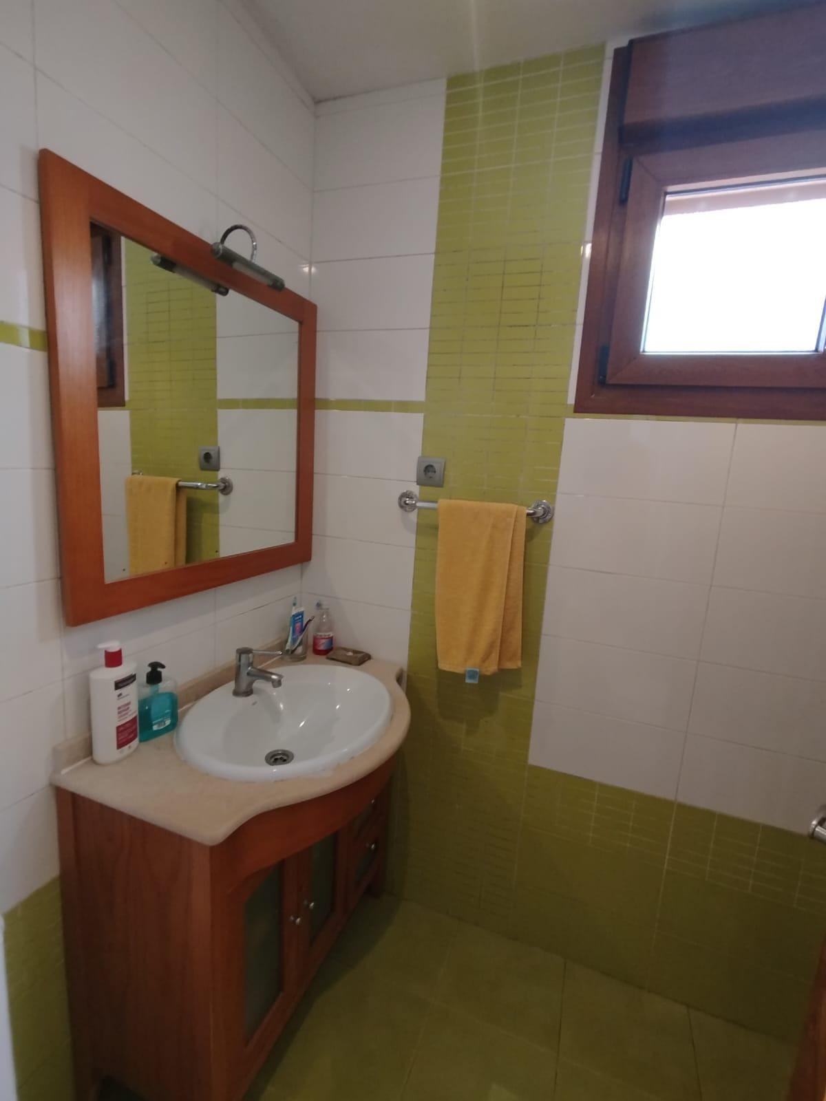 ¡OPORTUNIDAD CHALET ADOSADO EN TITULCIA!