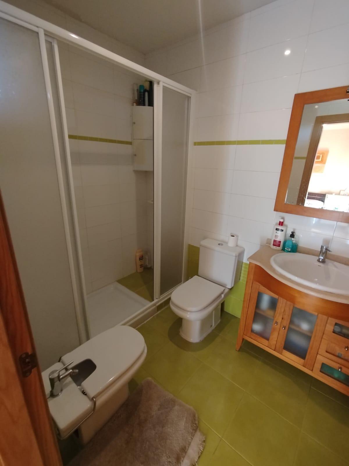 ¡OPORTUNIDAD CHALET ADOSADO EN TITULCIA!