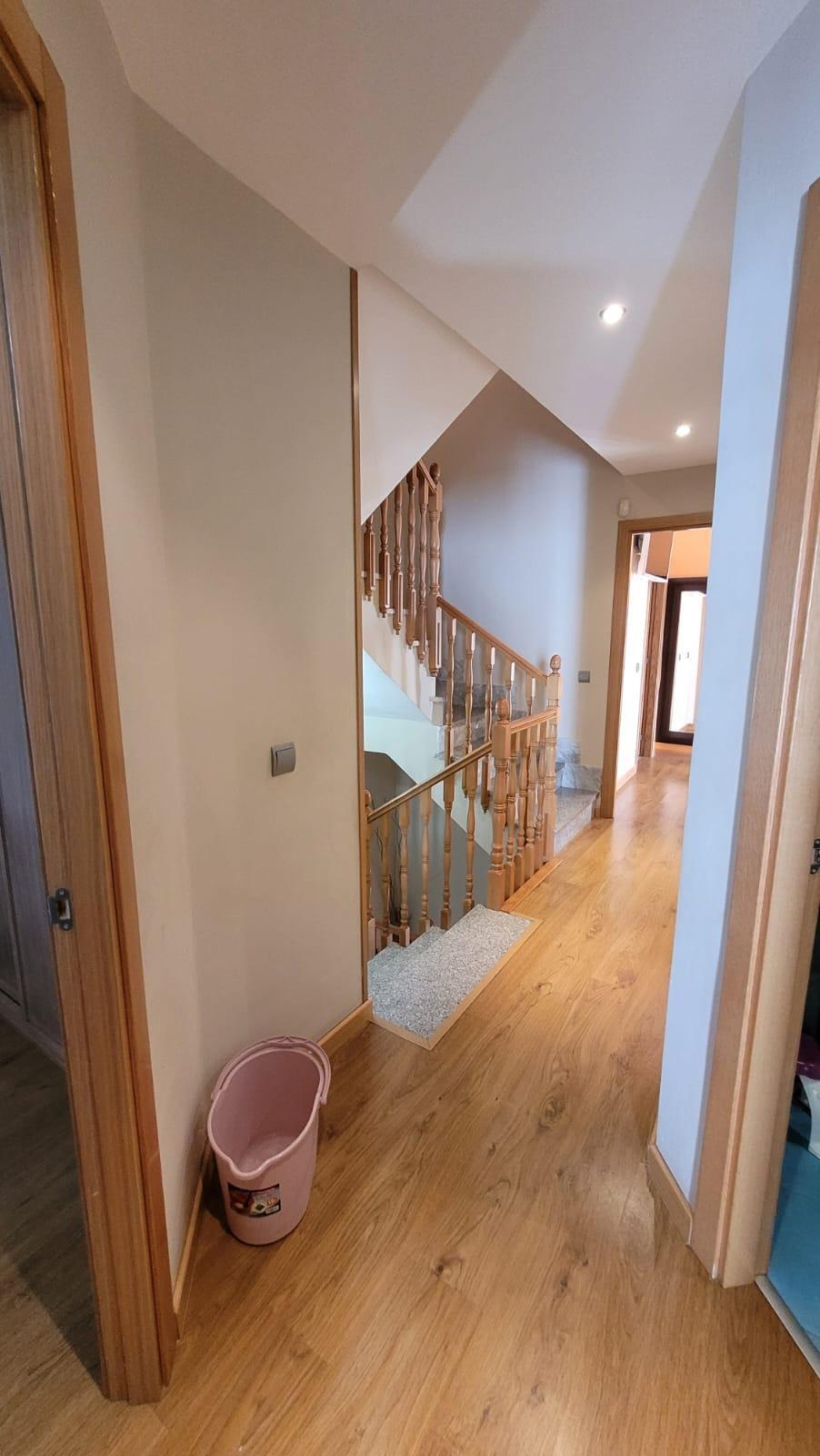 ¡OPORTUNIDAD CHALET ADOSADO EN TITULCIA!