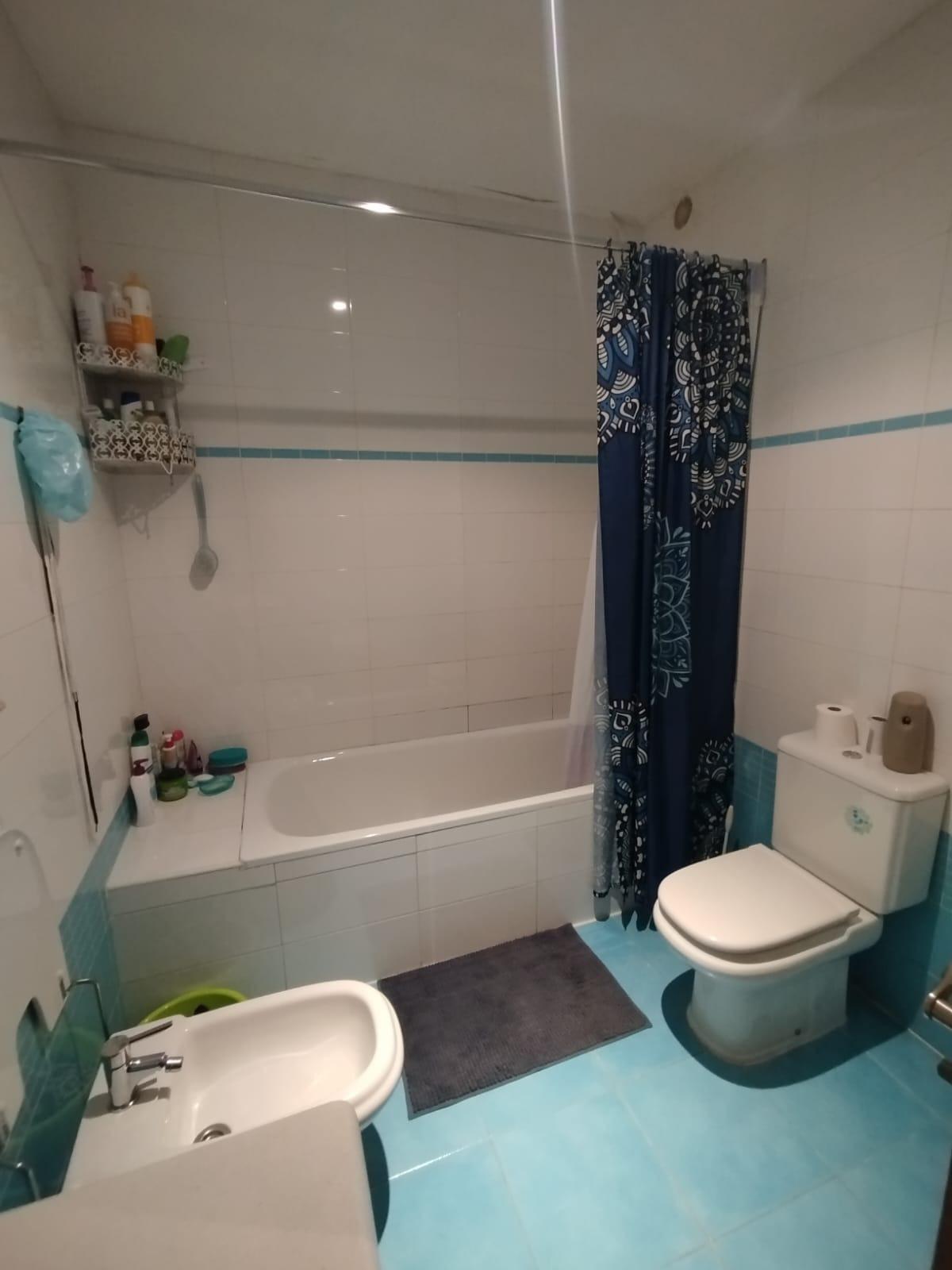 ¡OPORTUNIDAD CHALET ADOSADO EN TITULCIA!