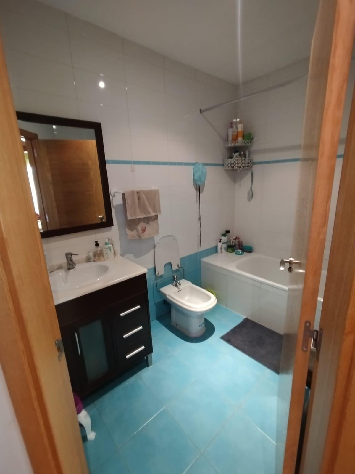 ¡OPORTUNIDAD CHALET ADOSADO EN TITULCIA!