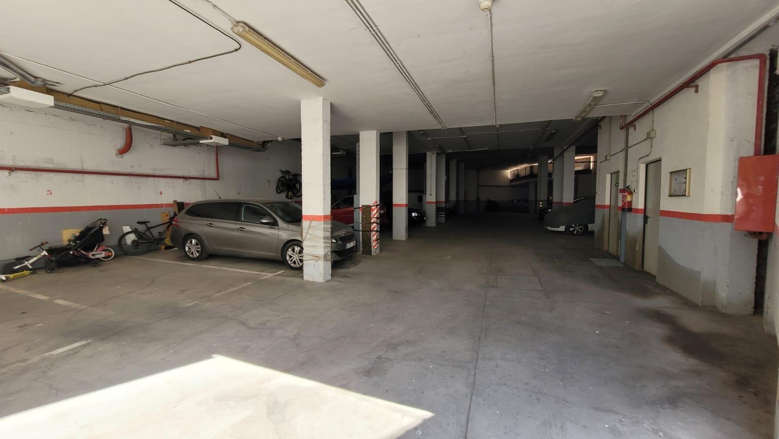 ¡OPORTUNIDAD CHALET ADOSADO EN TITULCIA!