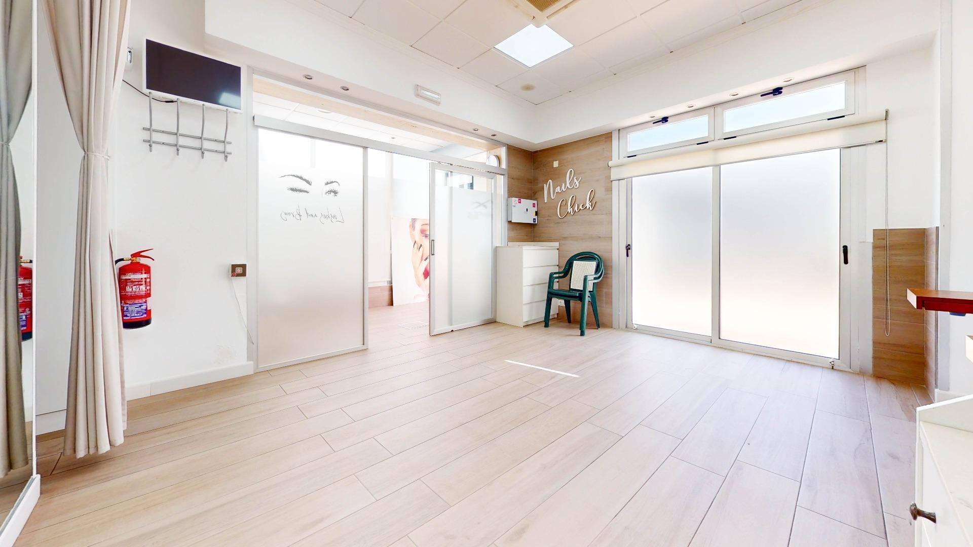 Negocios-Venta-Roquetas de Mar-1977729-Foto-16