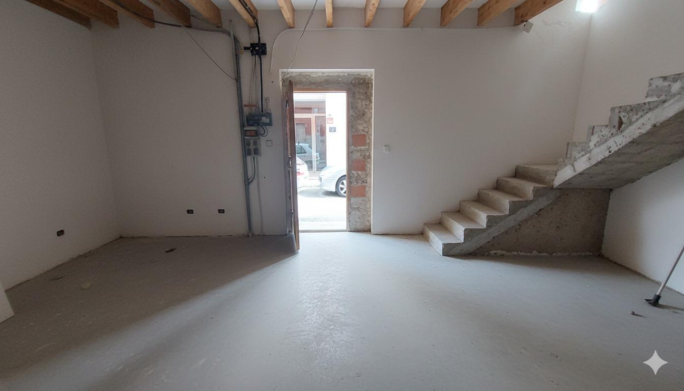 Dúplex en reforma con terraza y semi techo libre en el centro de Manacor