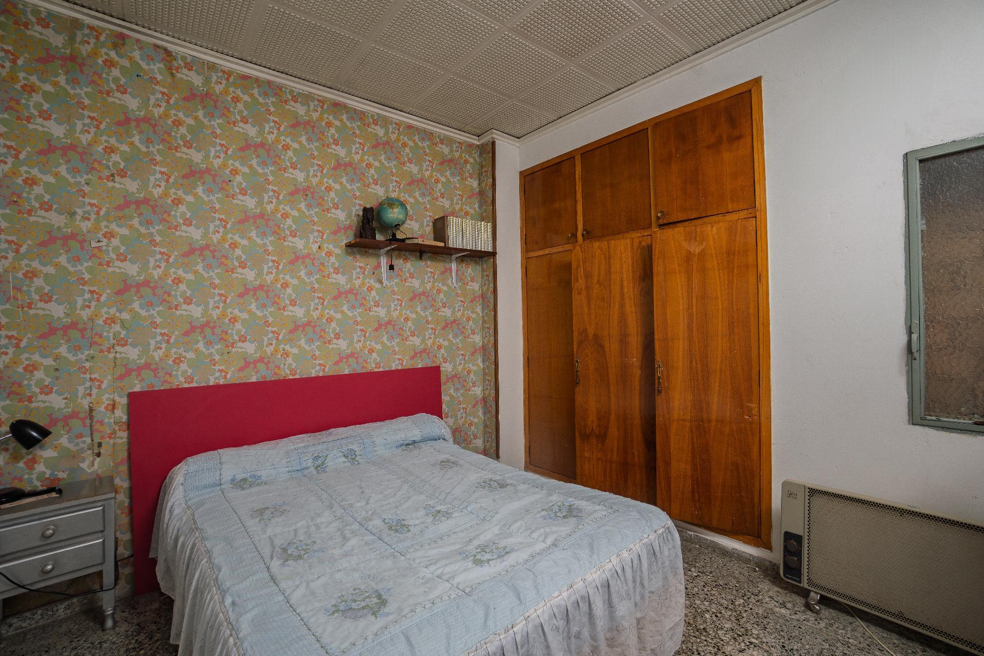 Amplio piso con jacuzzi y terraza en el centro de Vergel