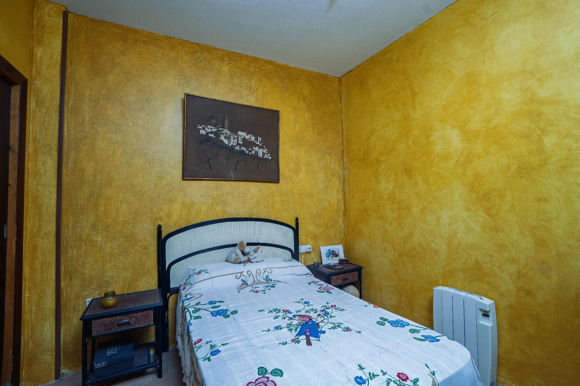 Amplio piso con jacuzzi y terraza en el centro de Vergel