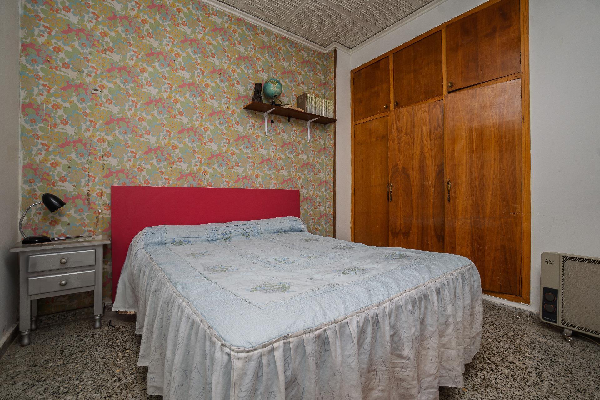 Amplio piso con jacuzzi y terraza en el centro de Vergel