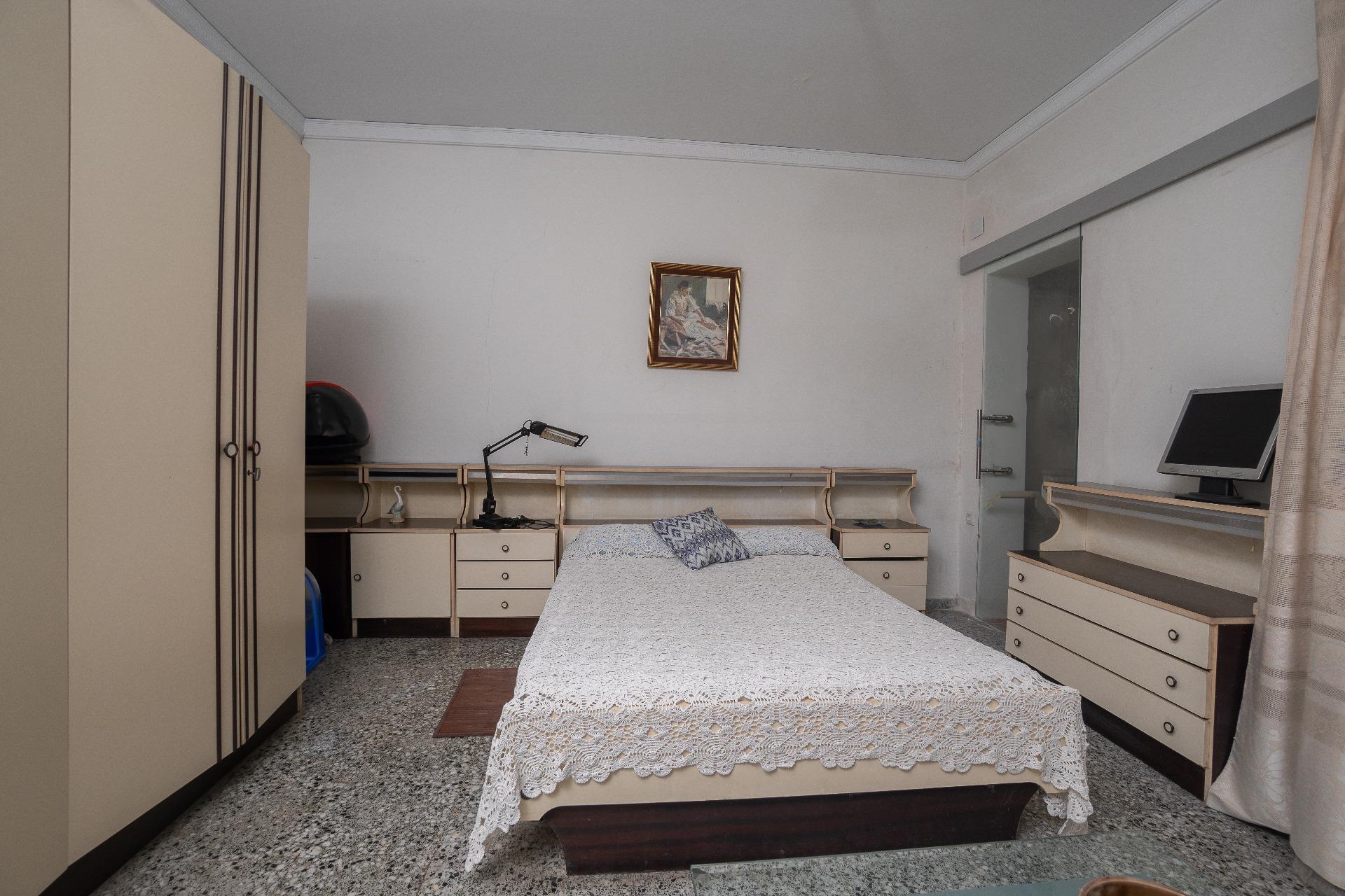 Amplio piso con jacuzzi y terraza en el centro de Vergel