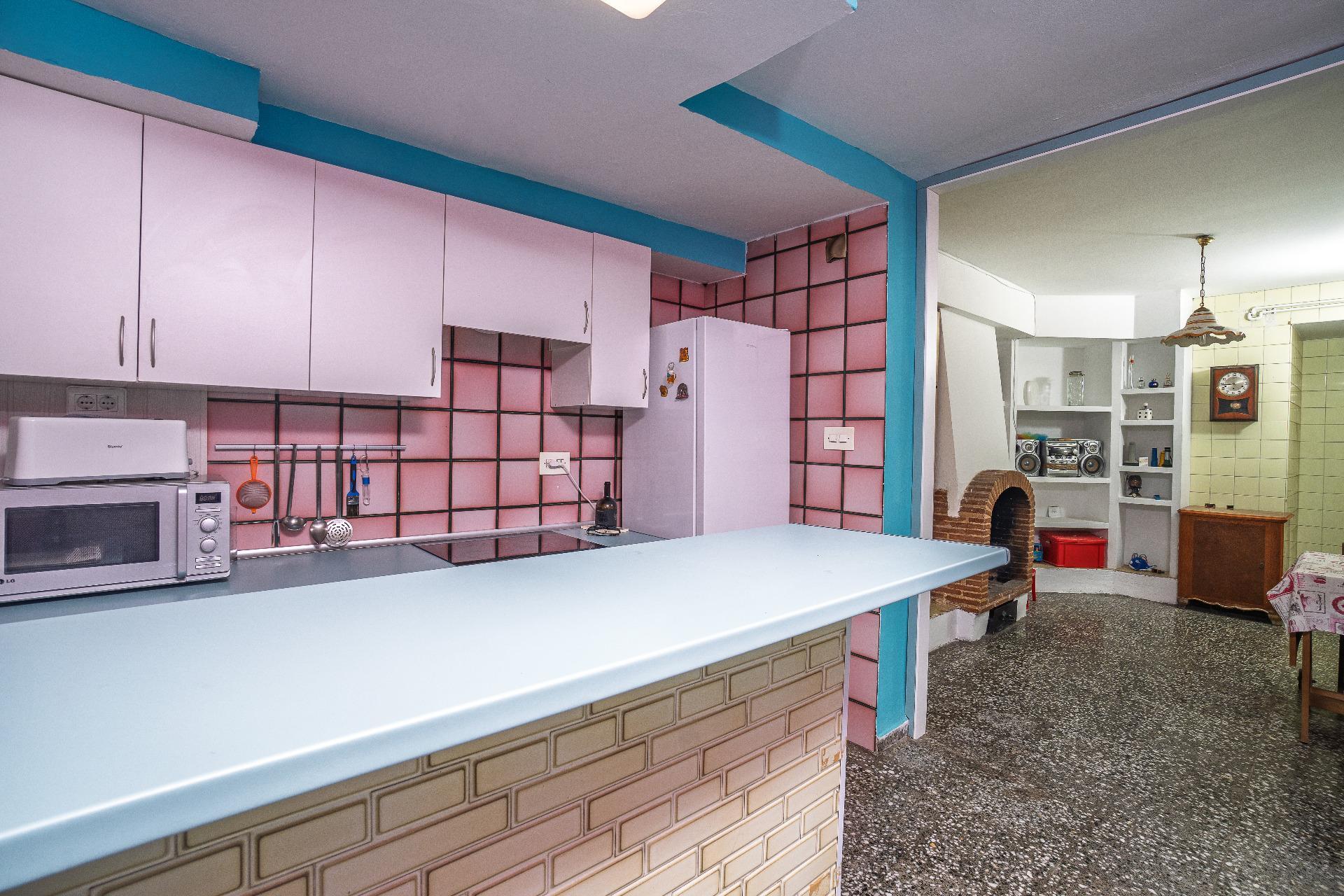 Amplio piso con jacuzzi y terraza en el centro de Vergel