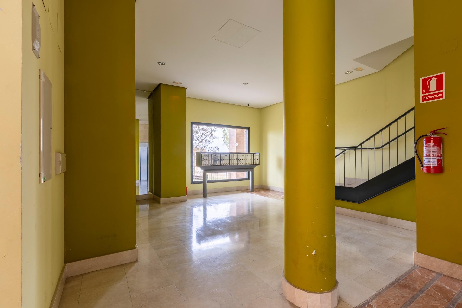 Pisos-Venta-Zamora-1978472-Foto-2