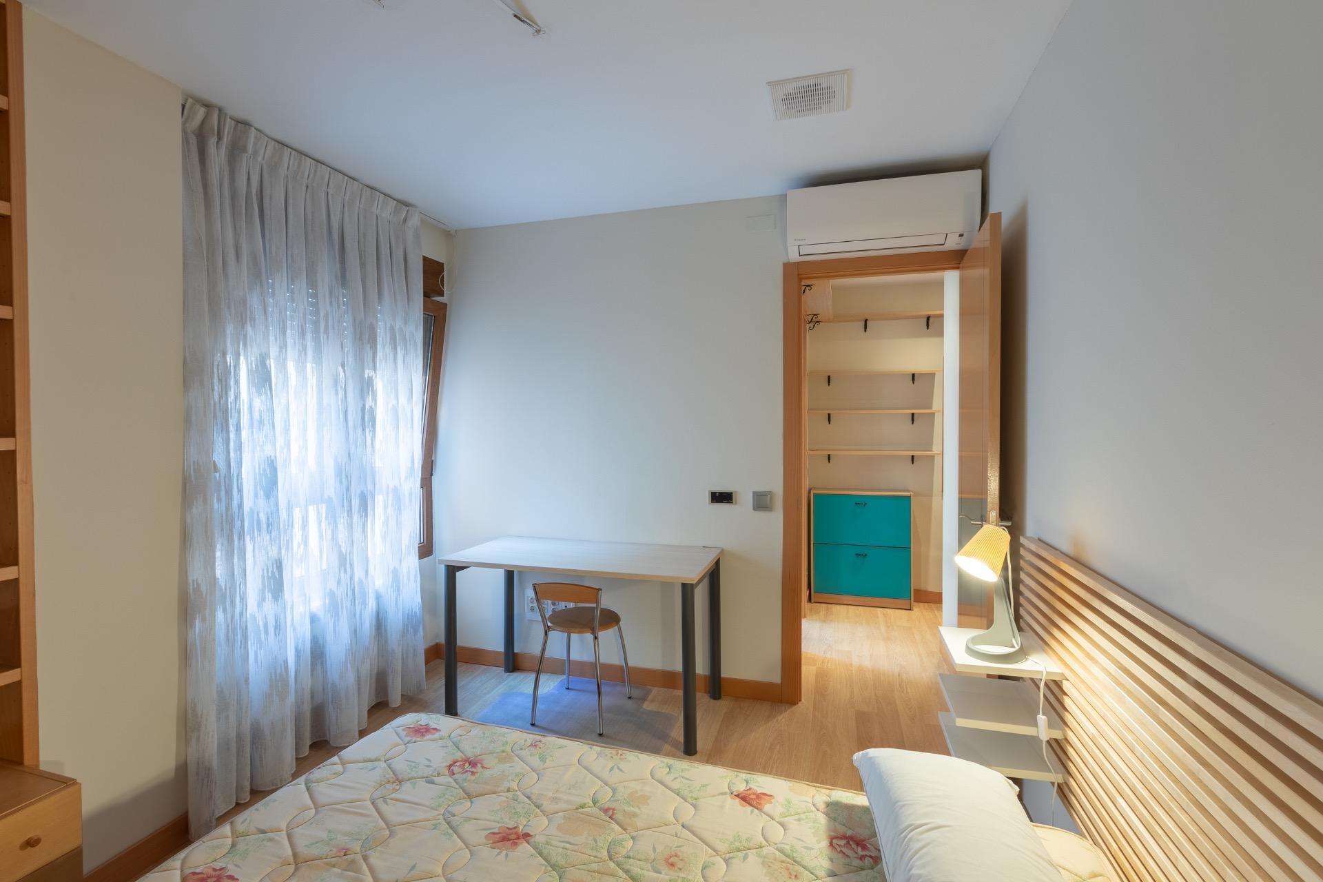 APARTAMENTO DE LUJO EN CALLE JUAN MAMBRILLA