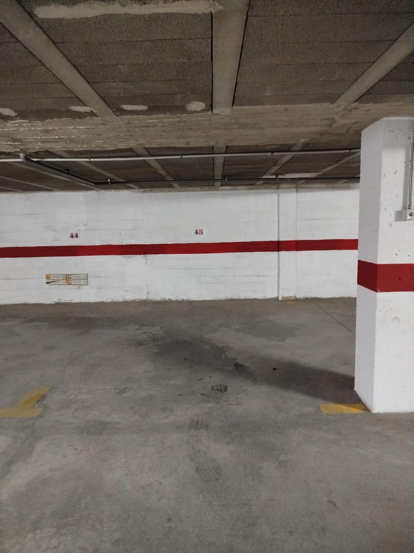 Piso en LO PAGÁN 4 dormitorios, parking y piscina