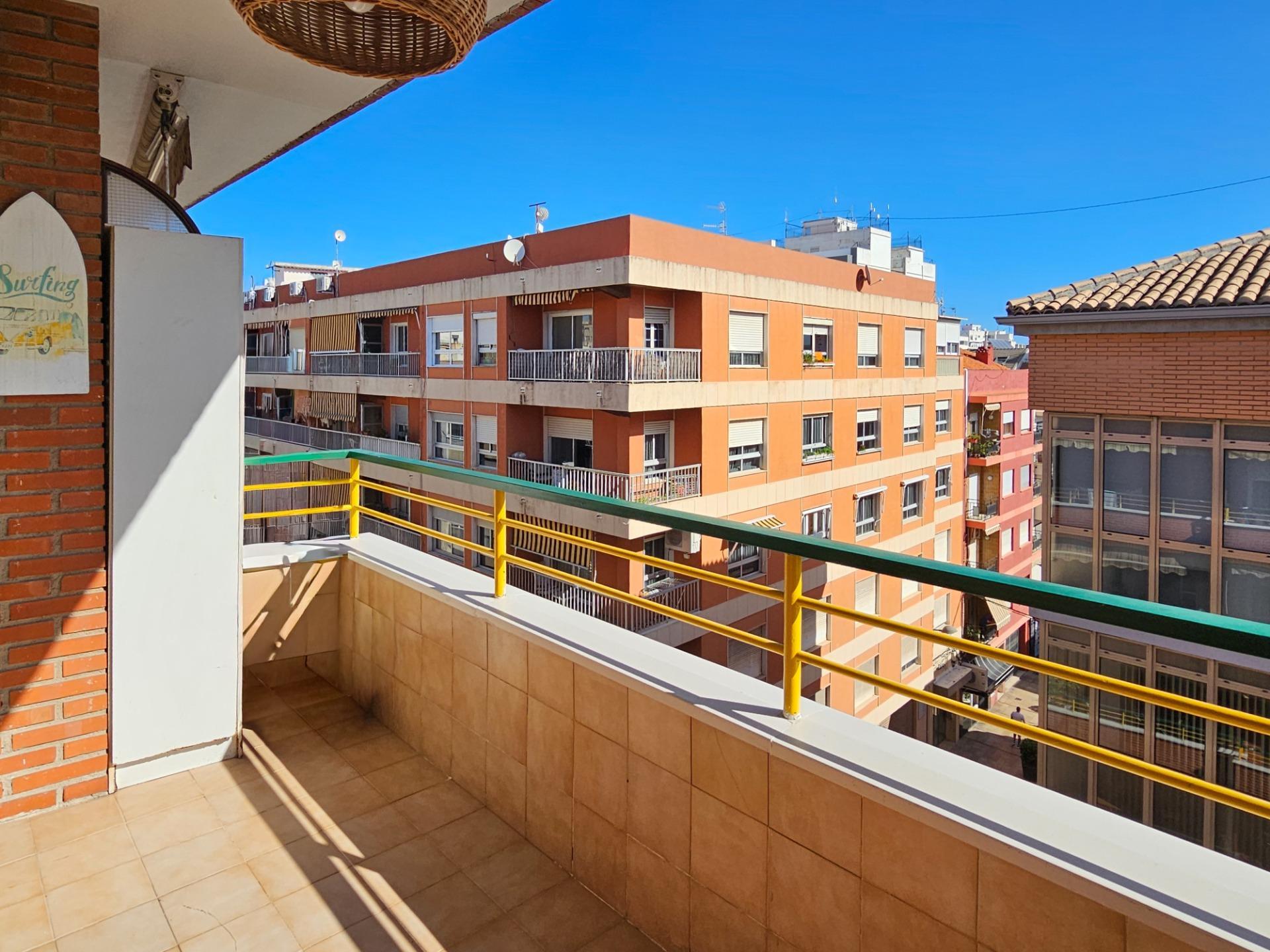 Piso en pleno centro de Gandía ? a 100 m de la Plaza del Prado y 200 m del Paseo Germanías