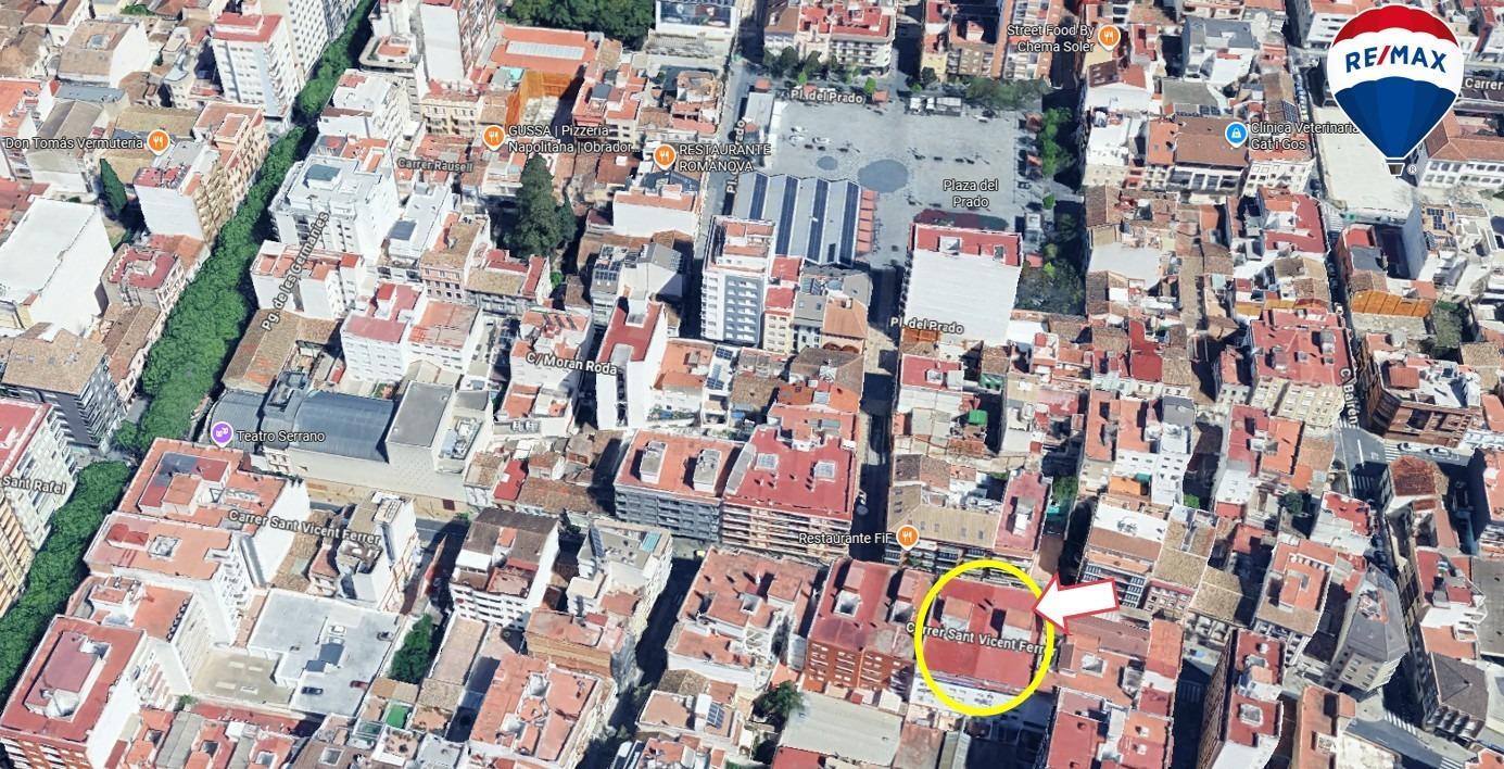Piso en pleno centro de Gandía ? a 100 m de la Plaza del Prado y 200 m del Paseo Germanías