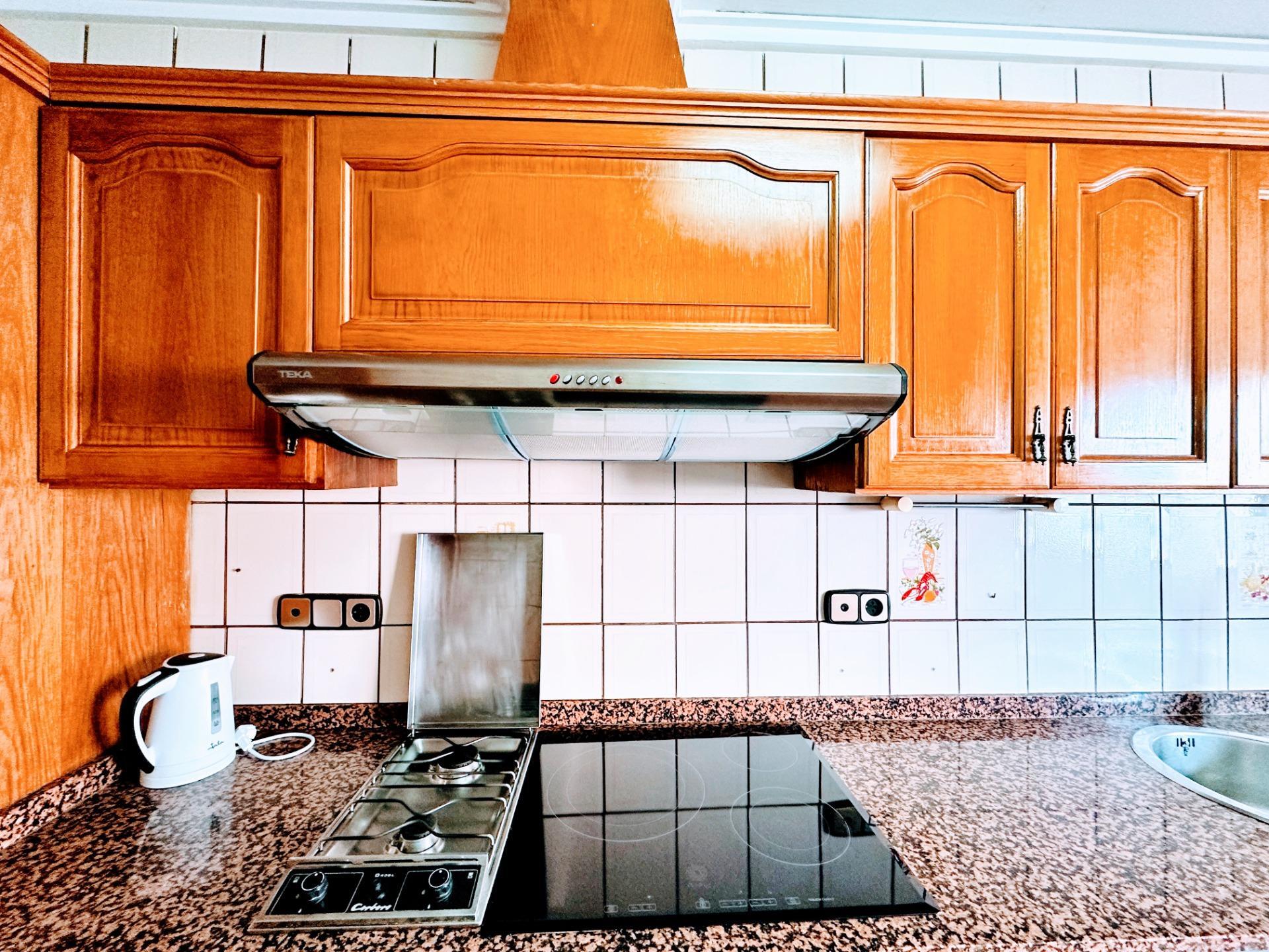 Luminoso y amplio piso en venta en Grau de Gandia, frente al Polideportivo