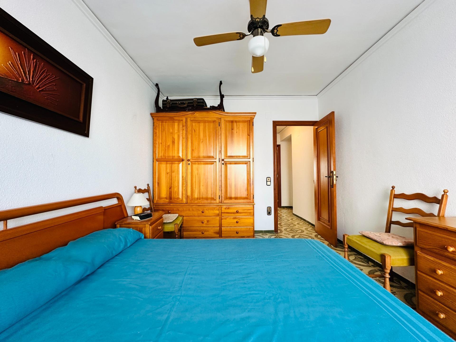 Luminoso y amplio piso en venta en Grau de Gandia, frente al Polideportivo